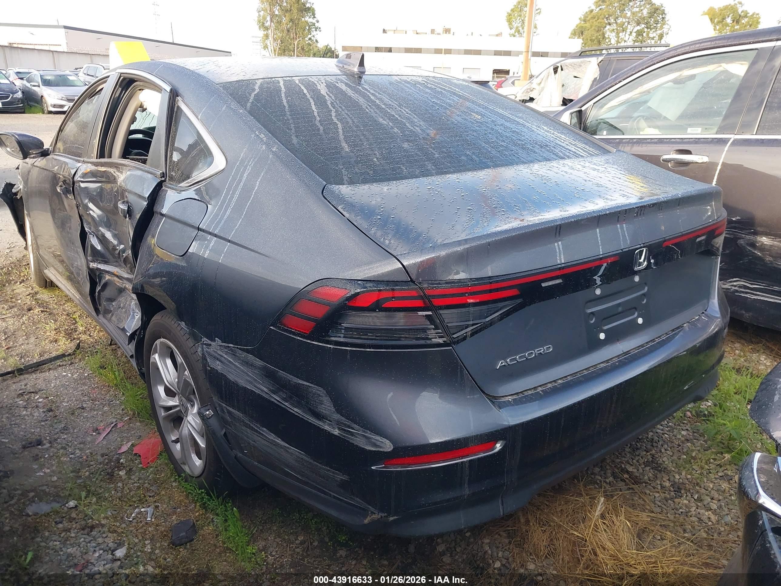 HONDA ACCORD image 3