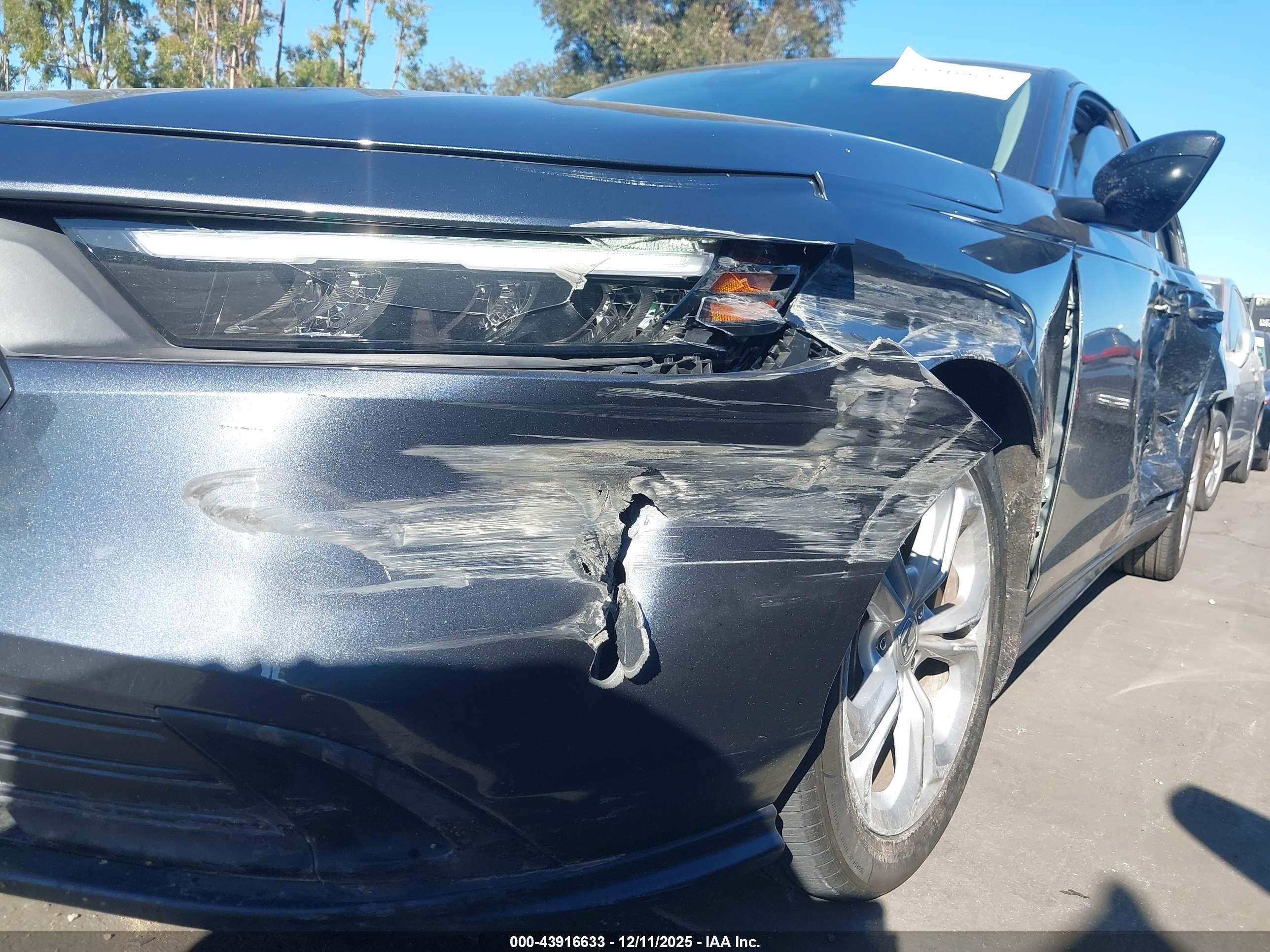 HONDA ACCORD image 6