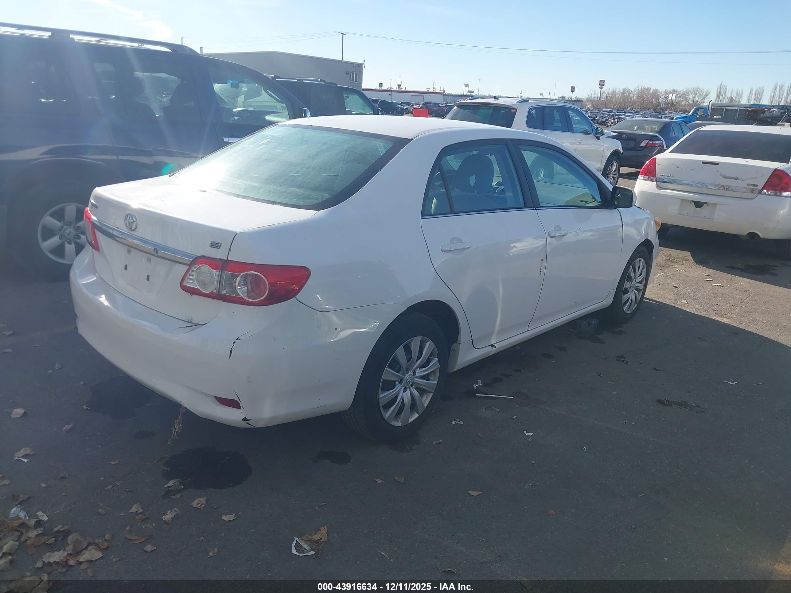 TOYOTA COROLLA image 4