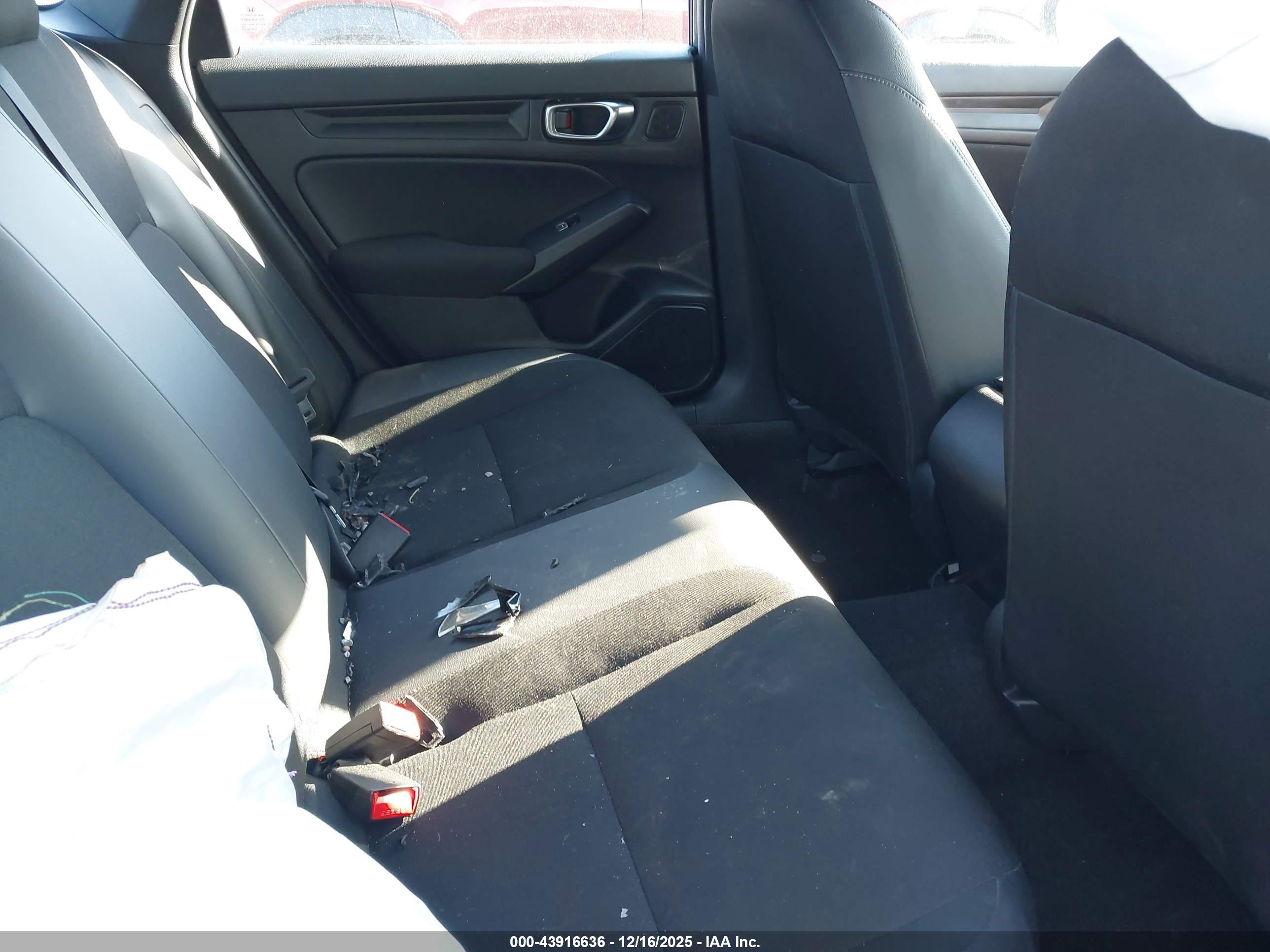 HONDA CIVIC image 8