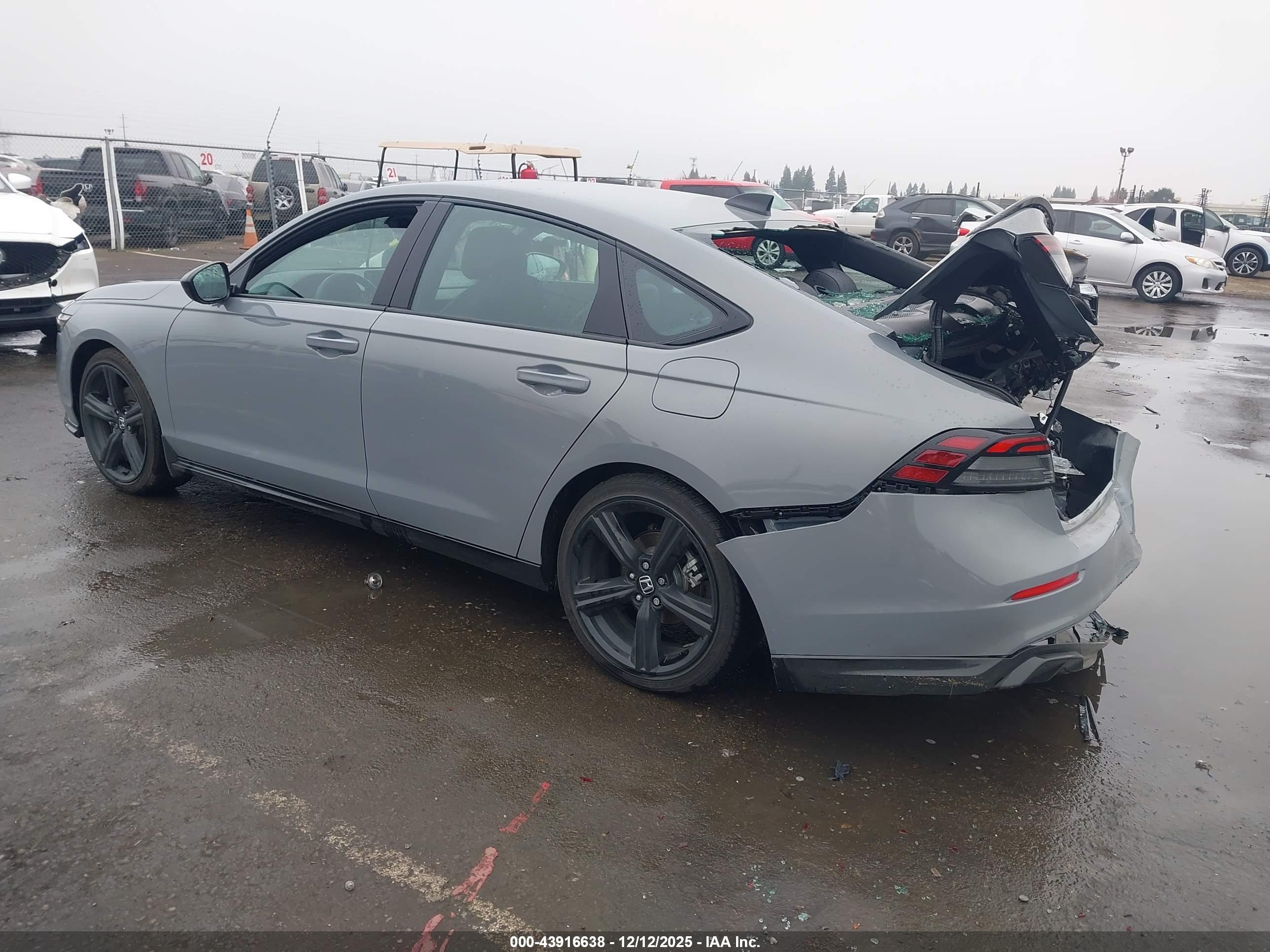 HONDA ACCORD image 3