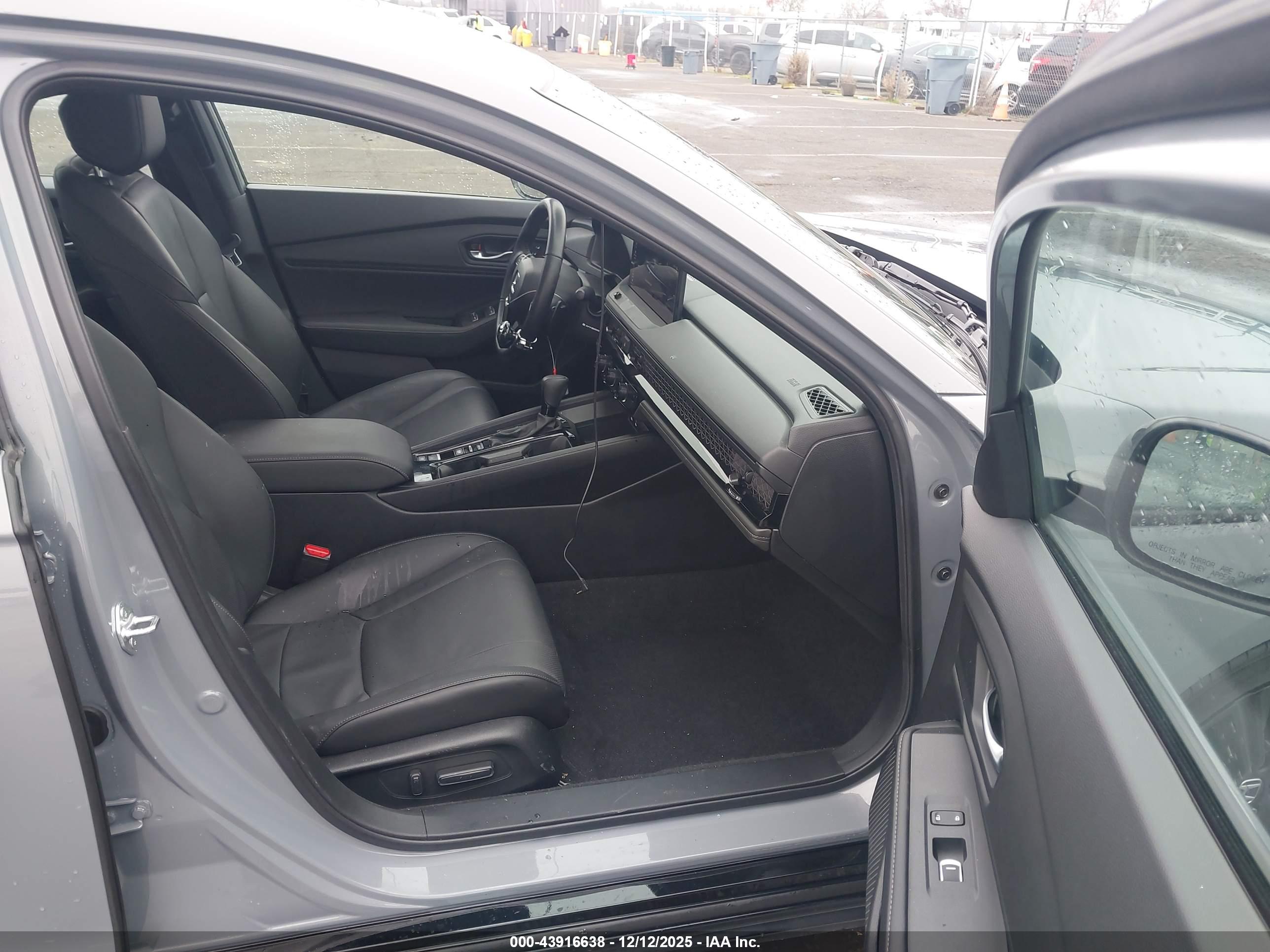 HONDA ACCORD image 5