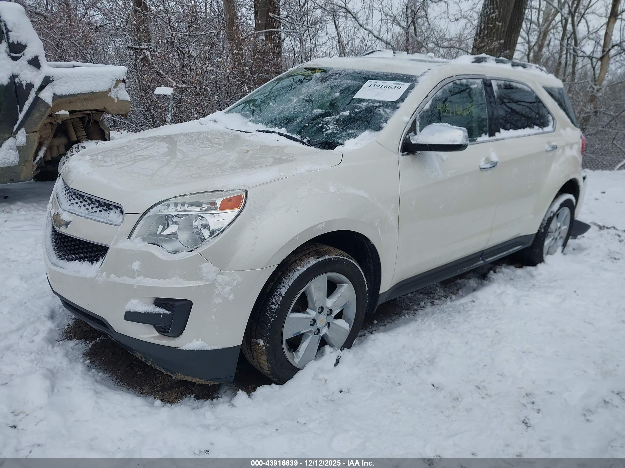 CHEVROLET EQUINOX image 2