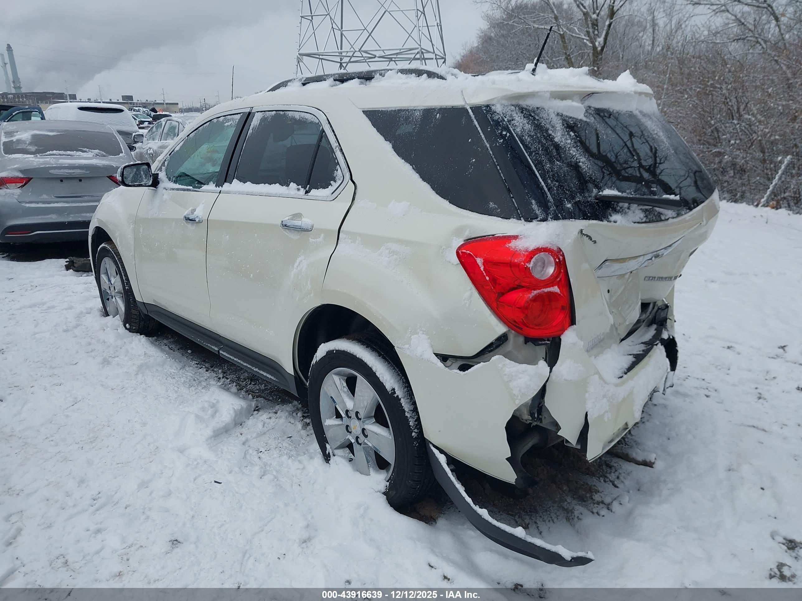 CHEVROLET EQUINOX image 3