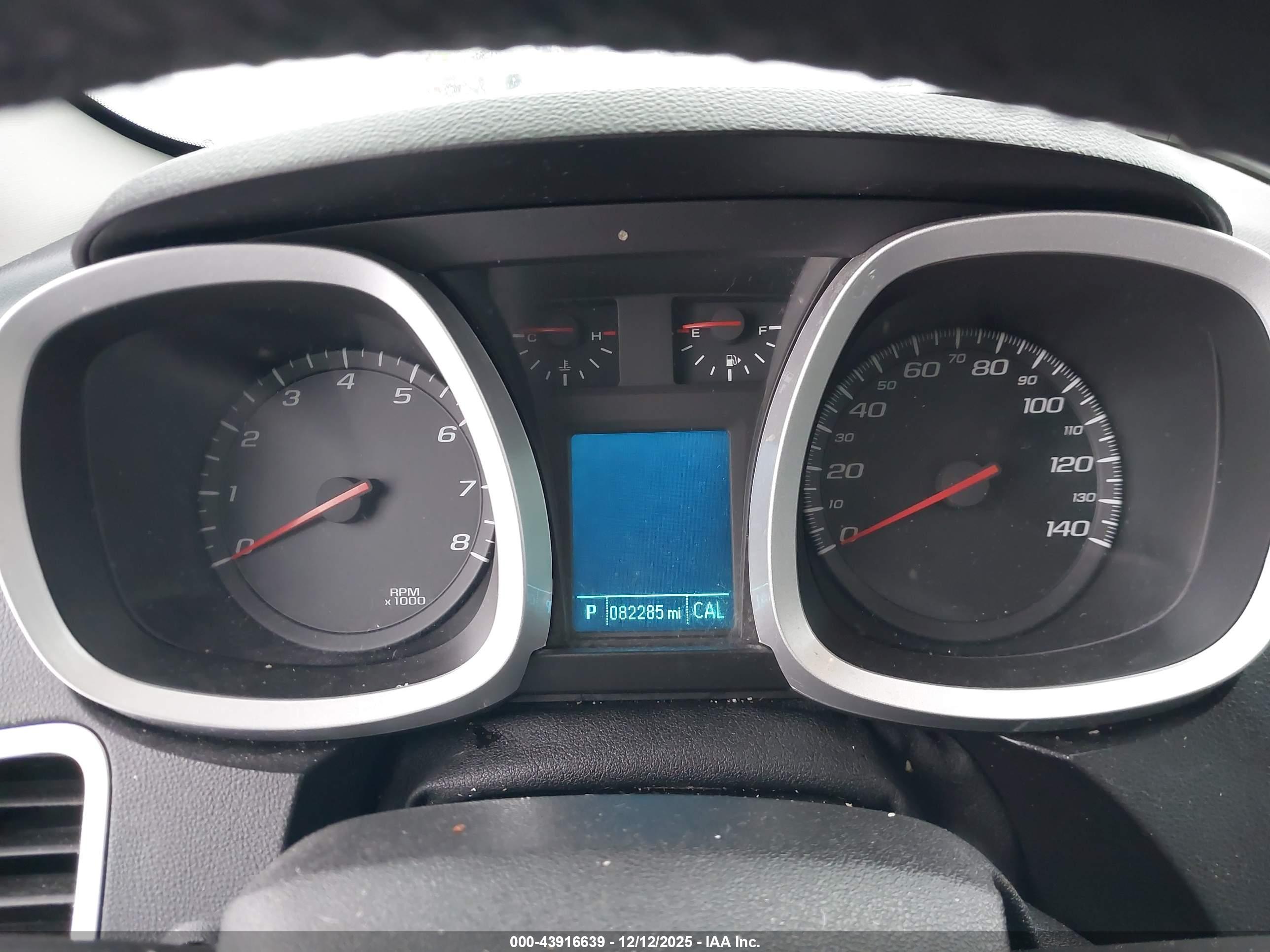 CHEVROLET EQUINOX image 7