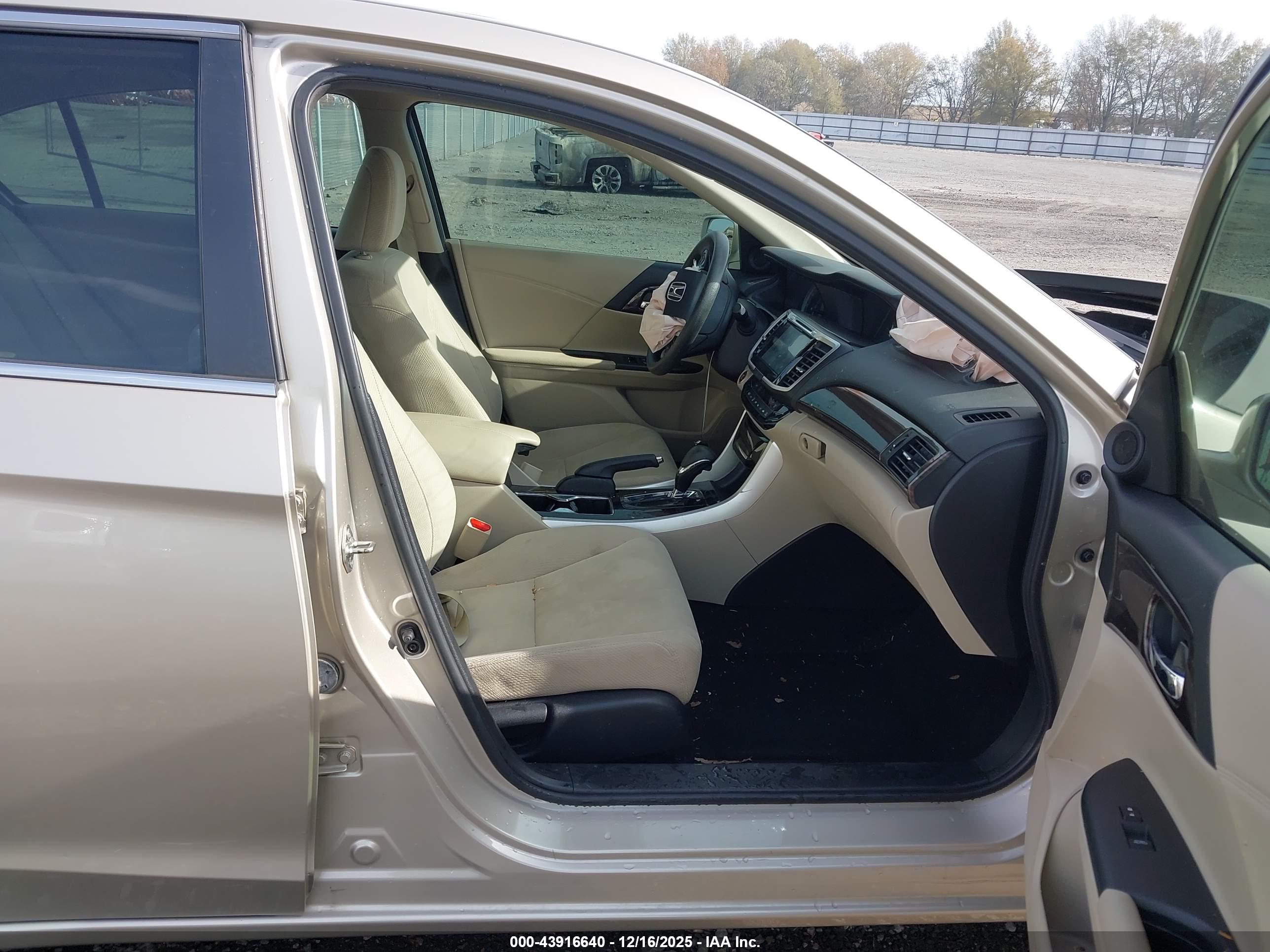 HONDA ACCORD image 5