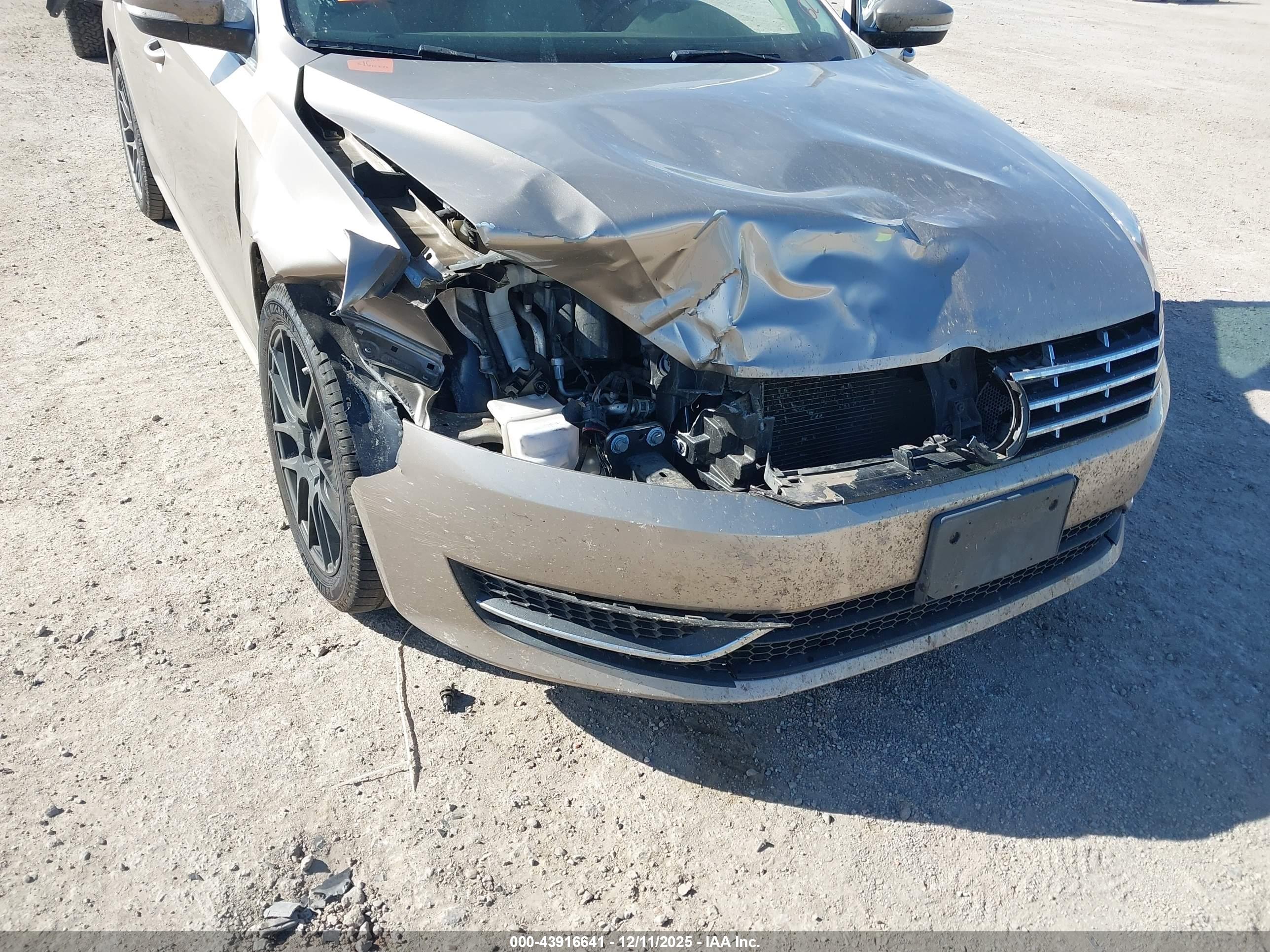 VOLKSWAGEN PASSAT image 6