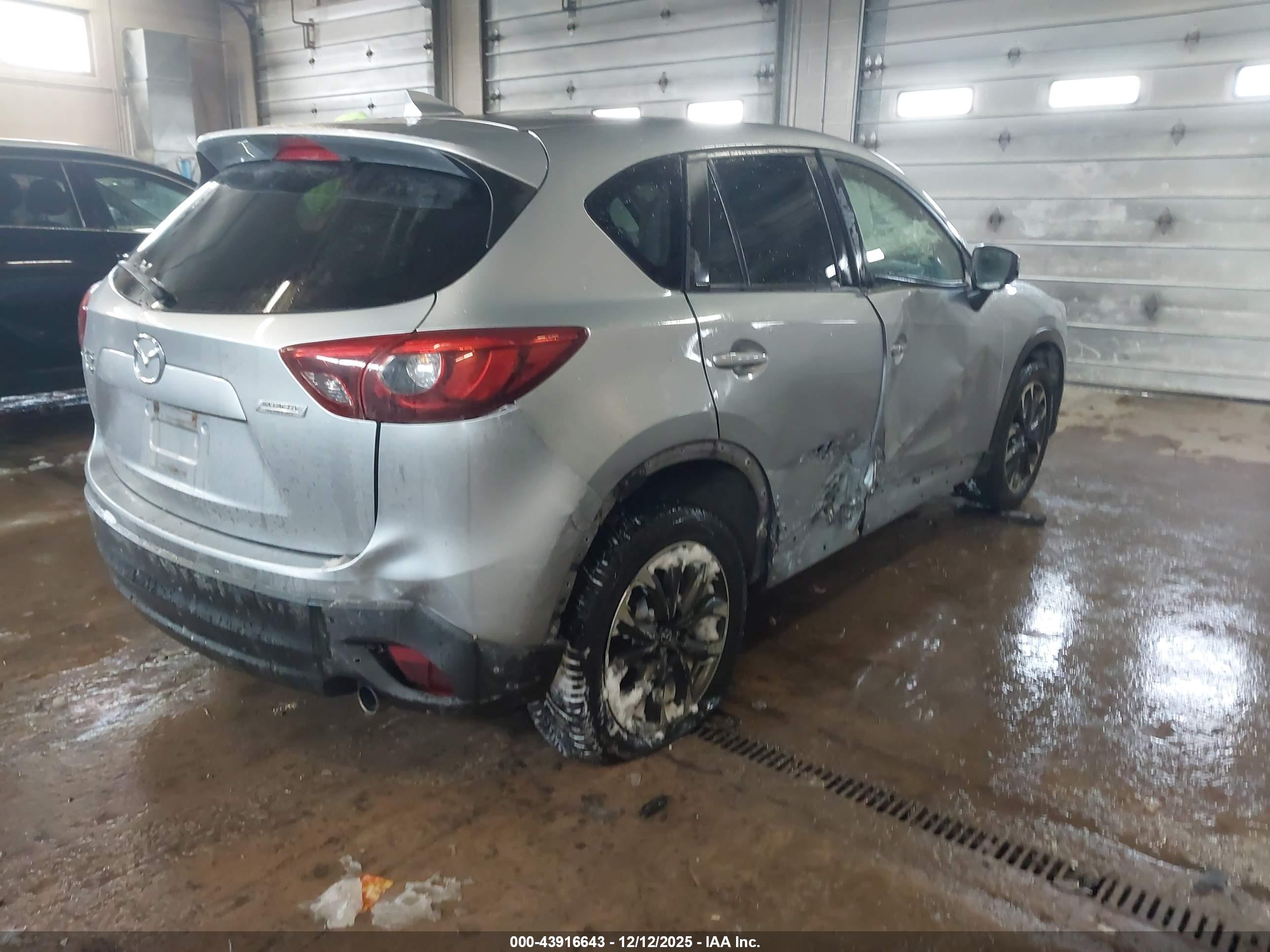 MAZDA CX-5 image 4