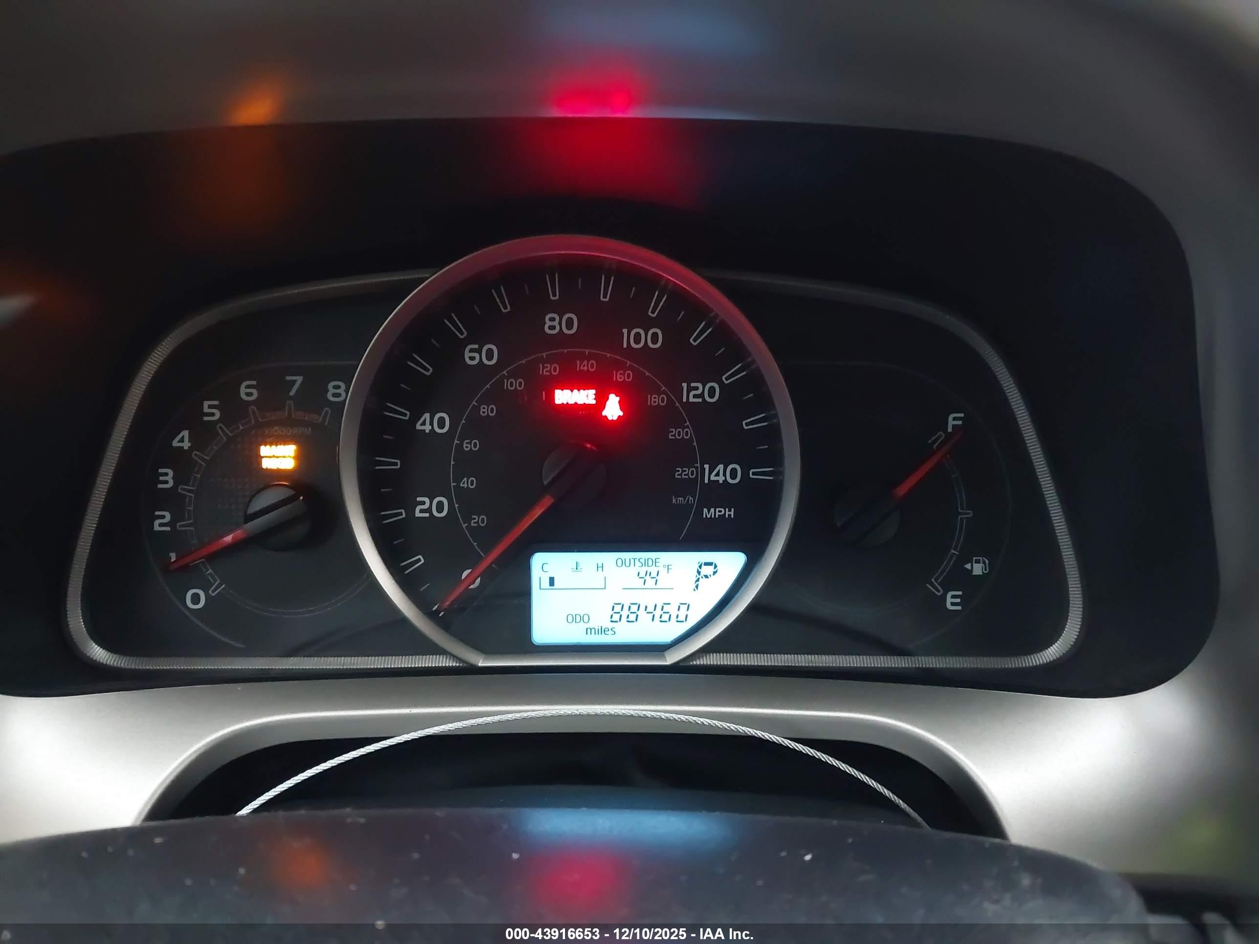 TOYOTA RAV4 image 7