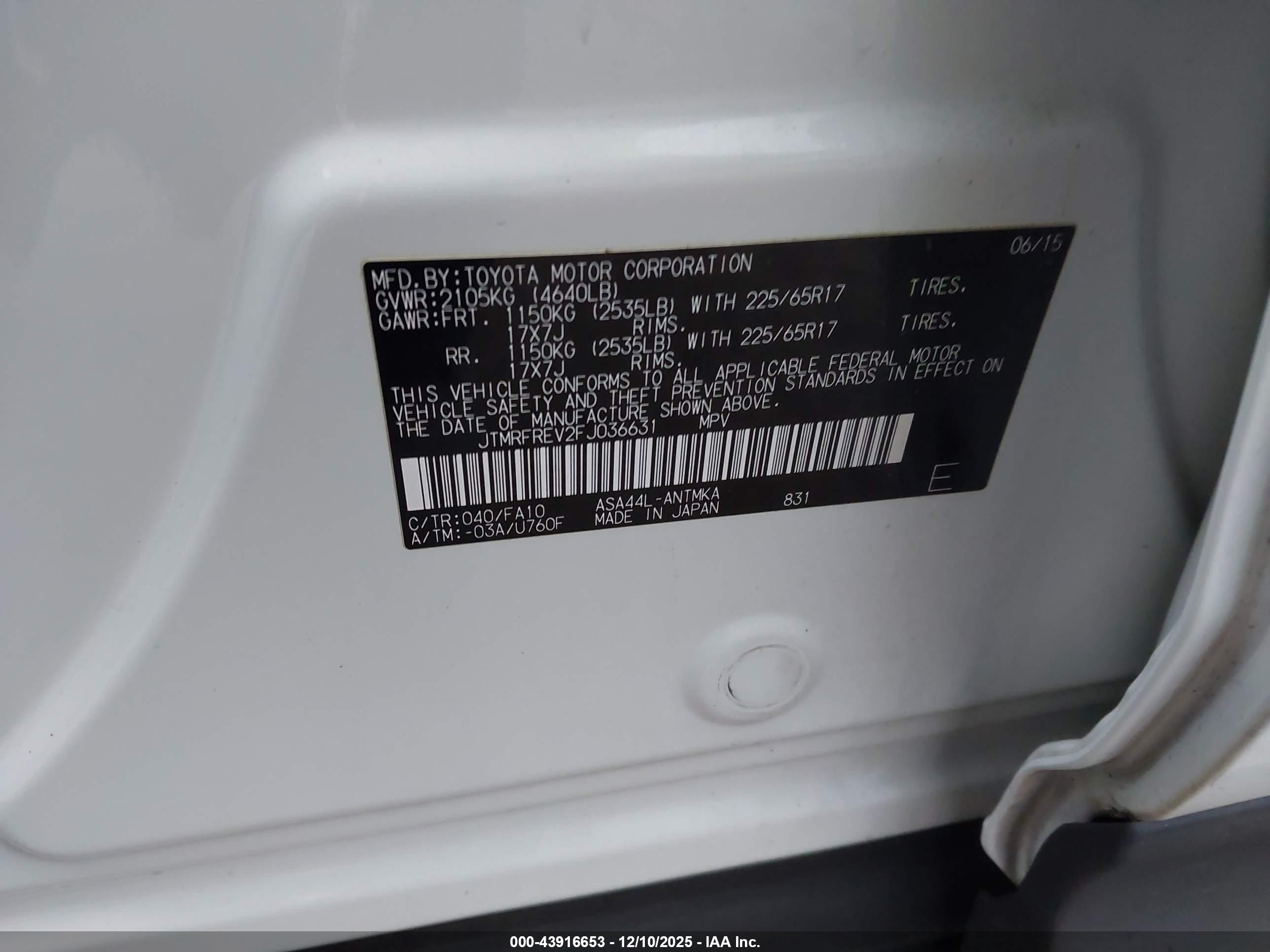 TOYOTA RAV4 image 9