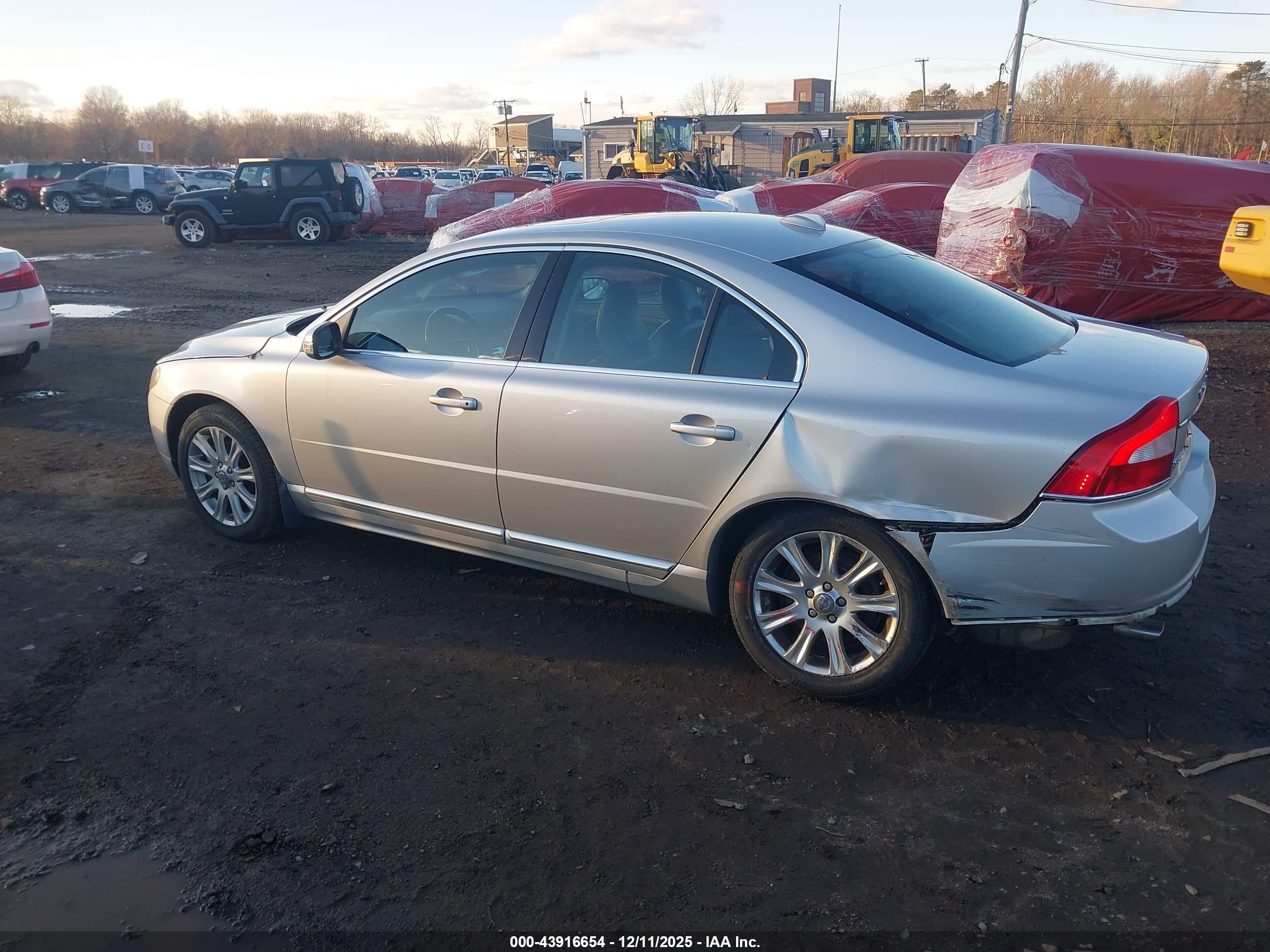 VOLVO S80 image 6