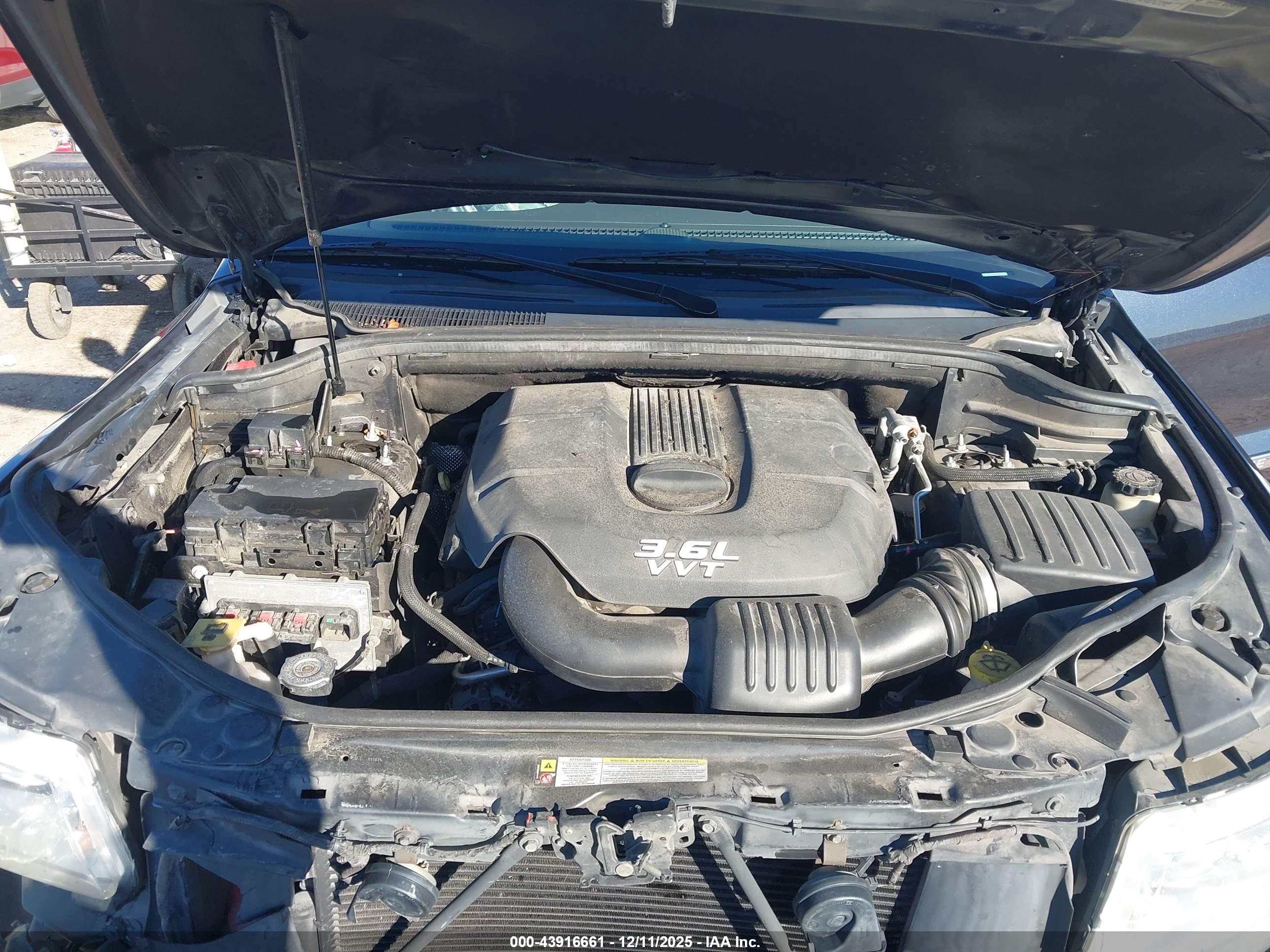 JEEP GRAND image 10