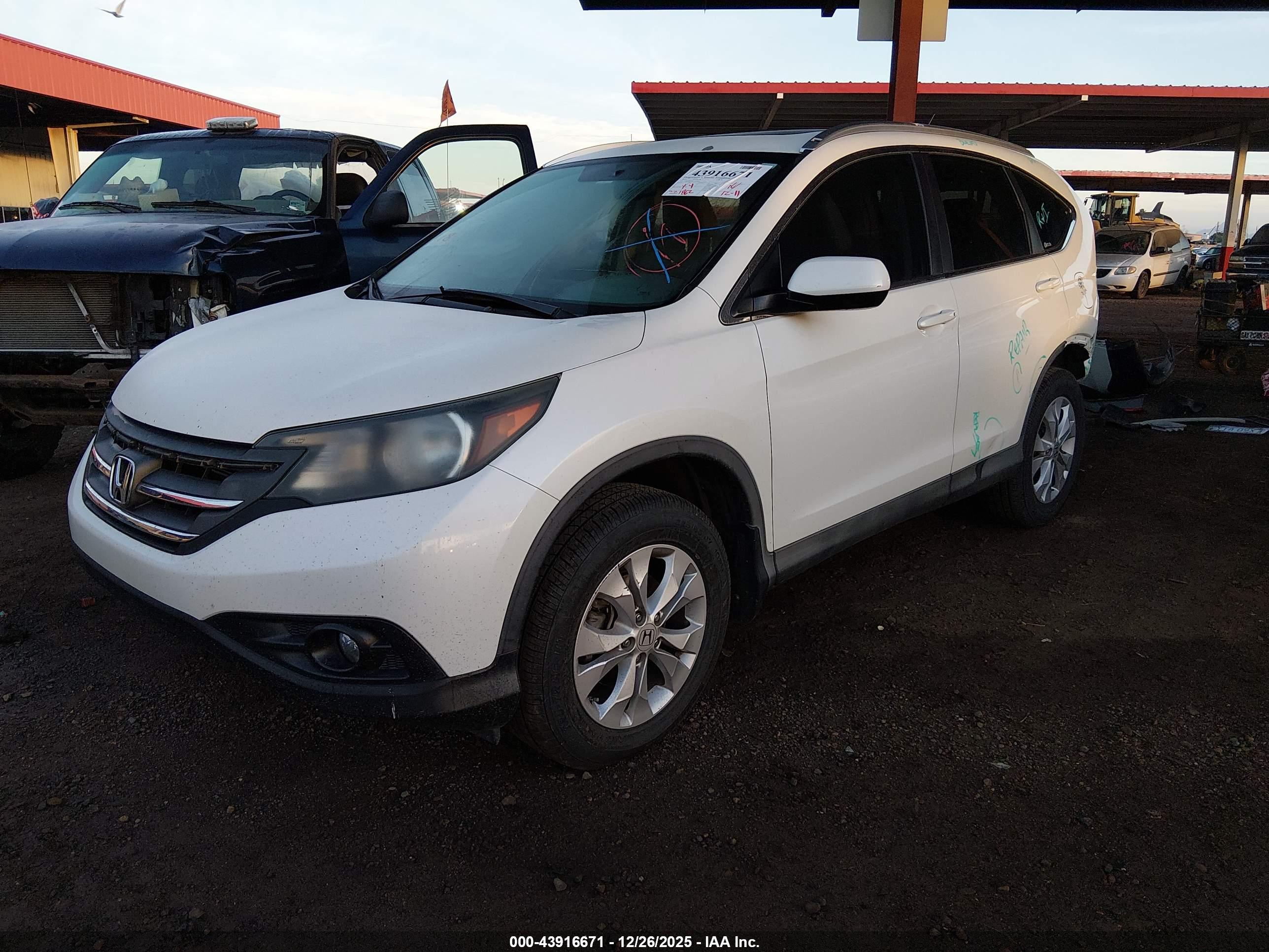 HONDA CR-V image 2