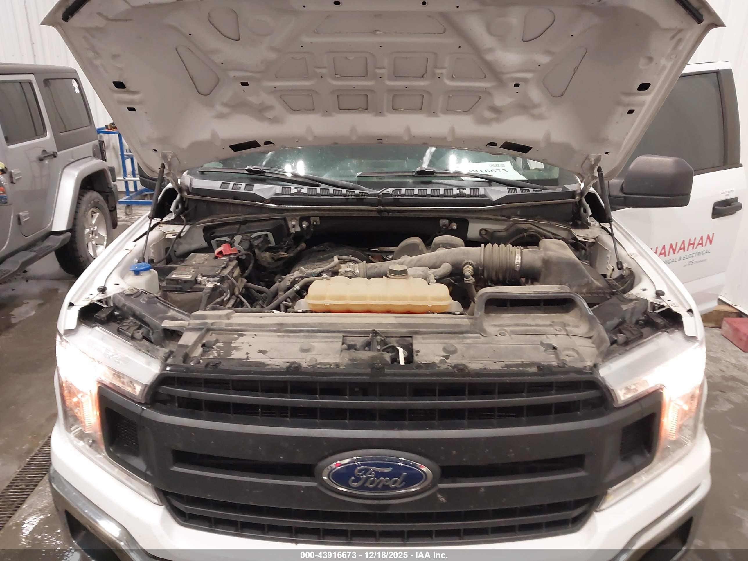 FORD F-150 image 10