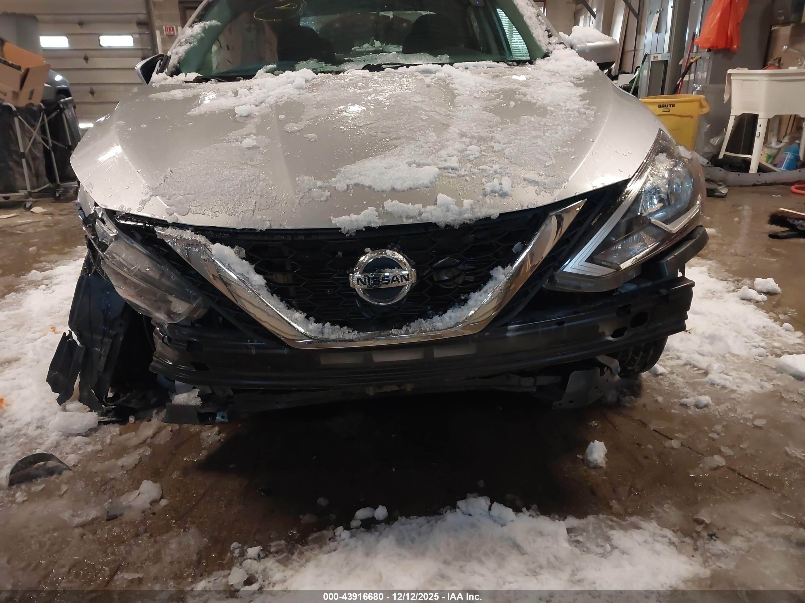 NISSAN SENTRA image 6