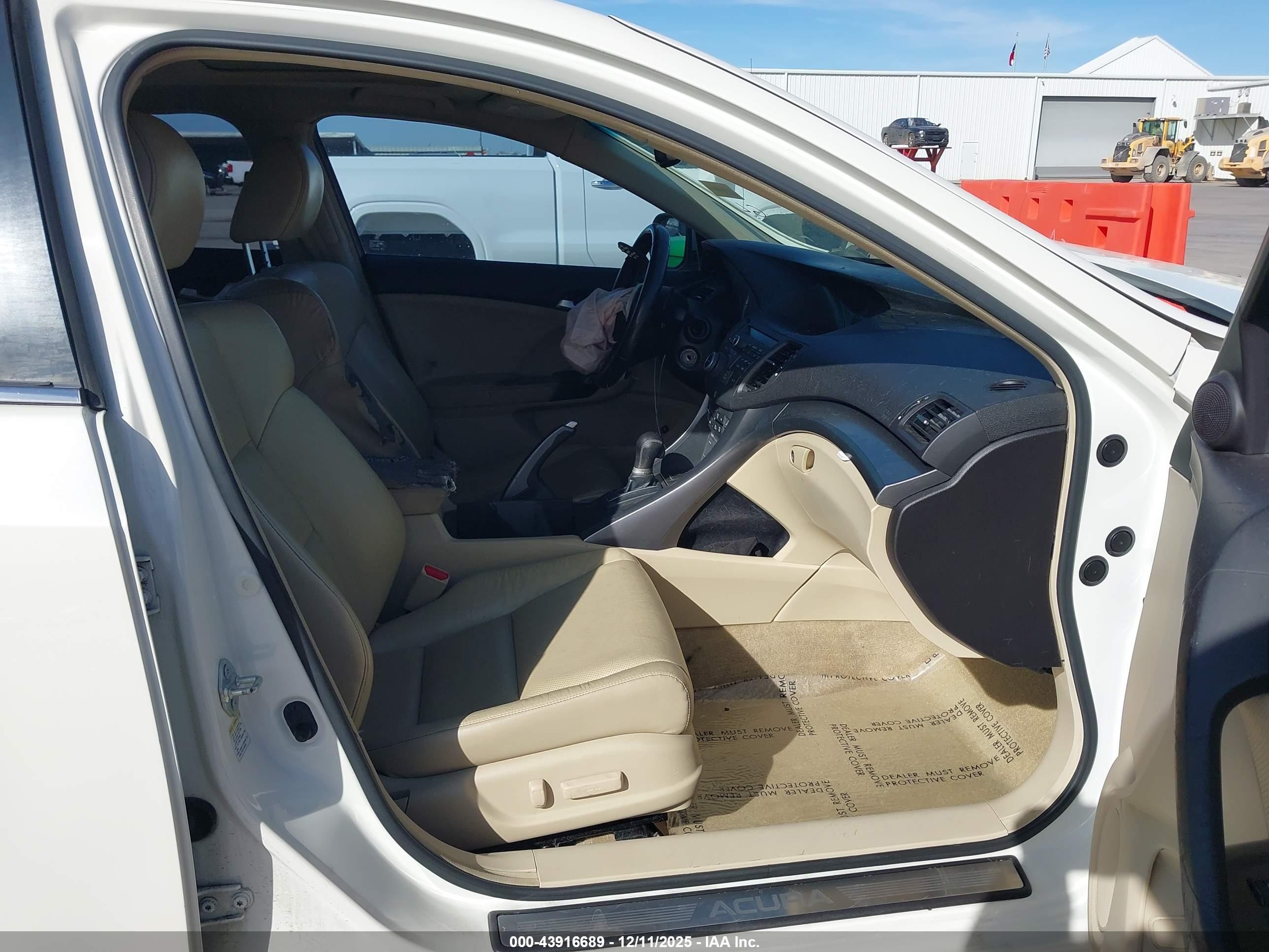 ACURA TSX image 5