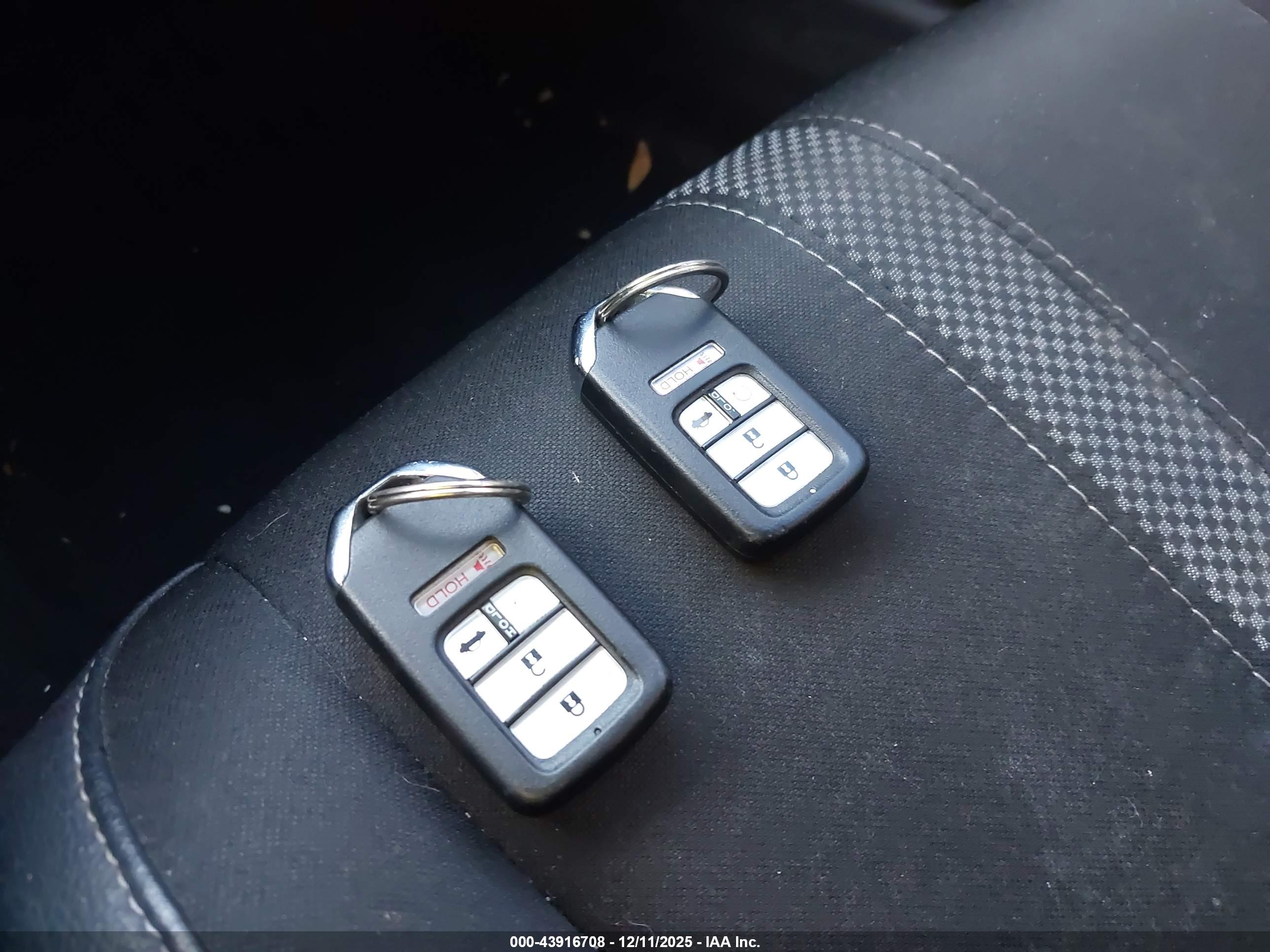 HONDA CIVIC image 11