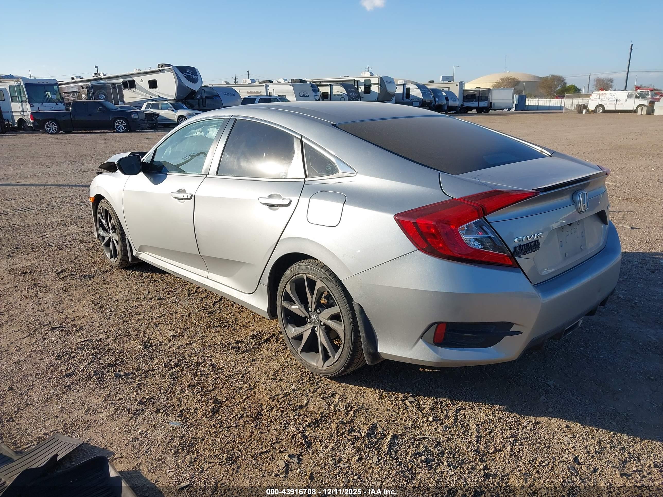 HONDA CIVIC image 3