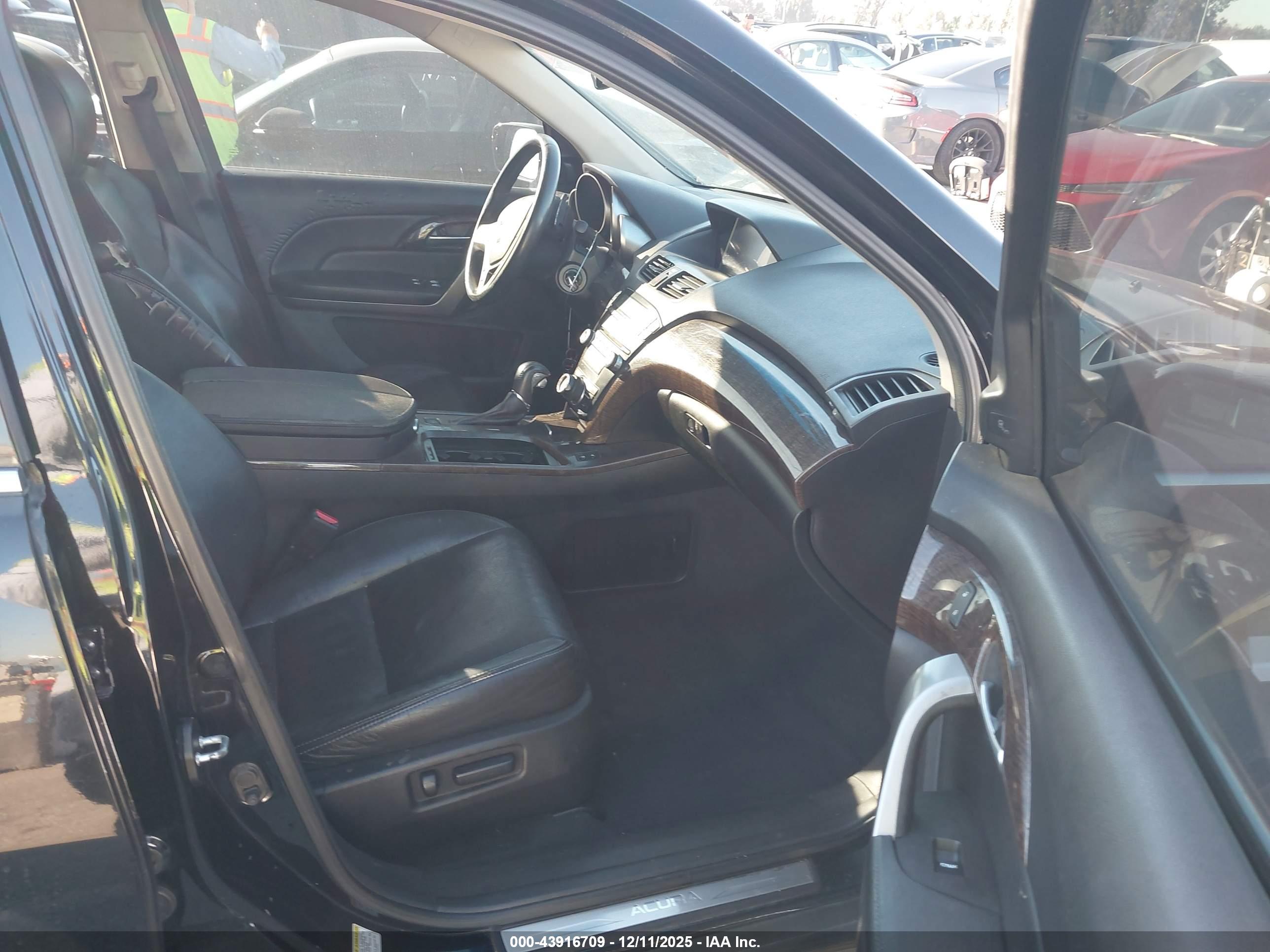 ACURA MDX image 5
