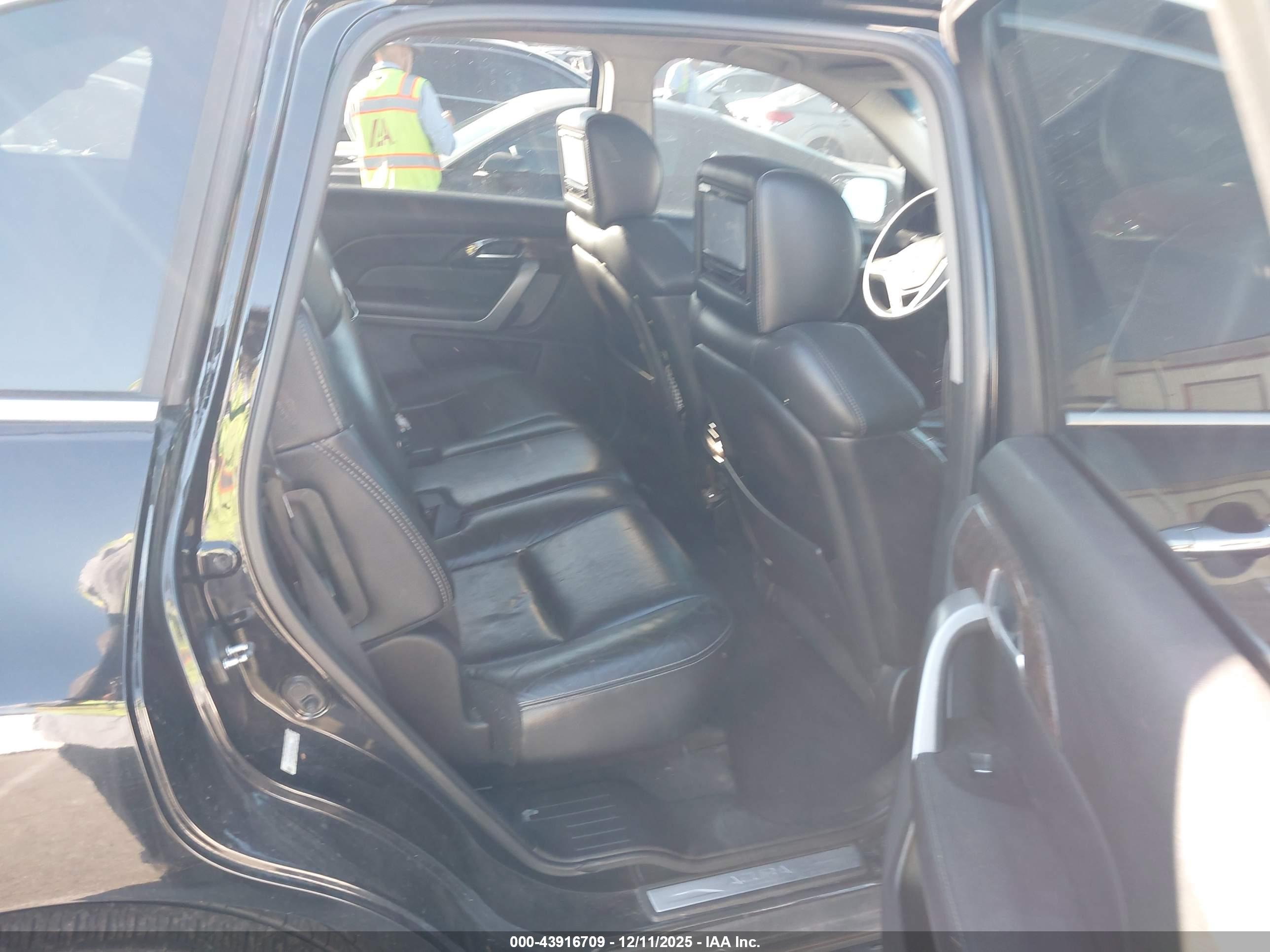 ACURA MDX image 8