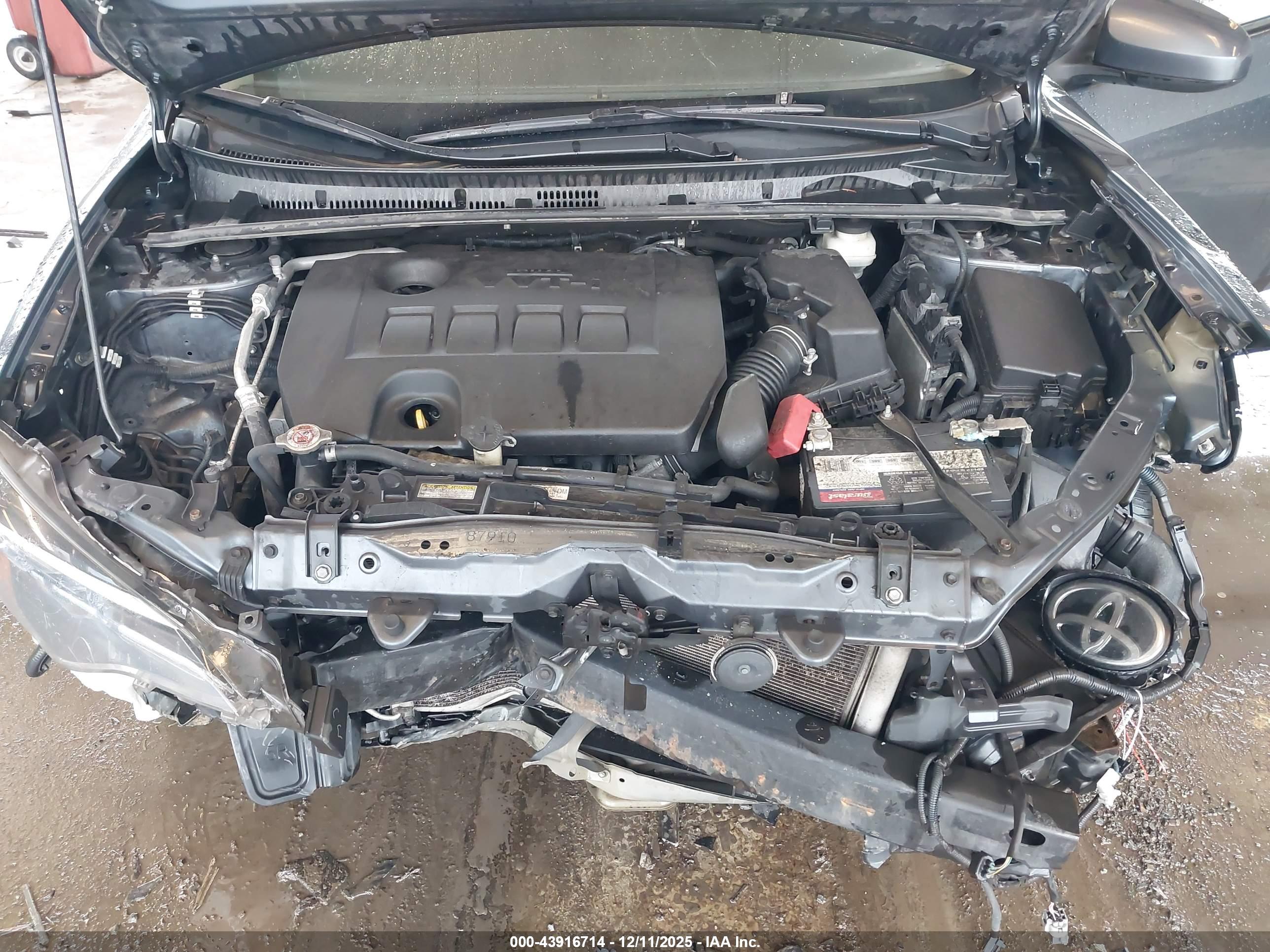 TOYOTA COROLLA image 10