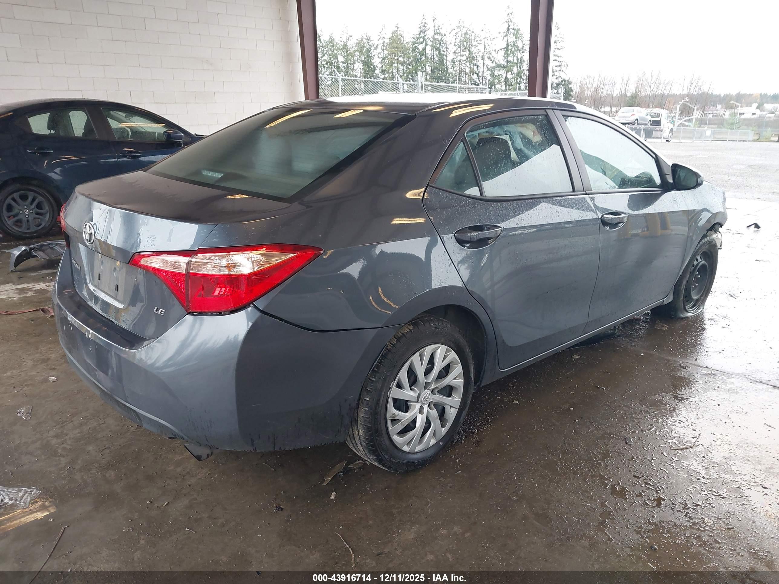 TOYOTA COROLLA image 4