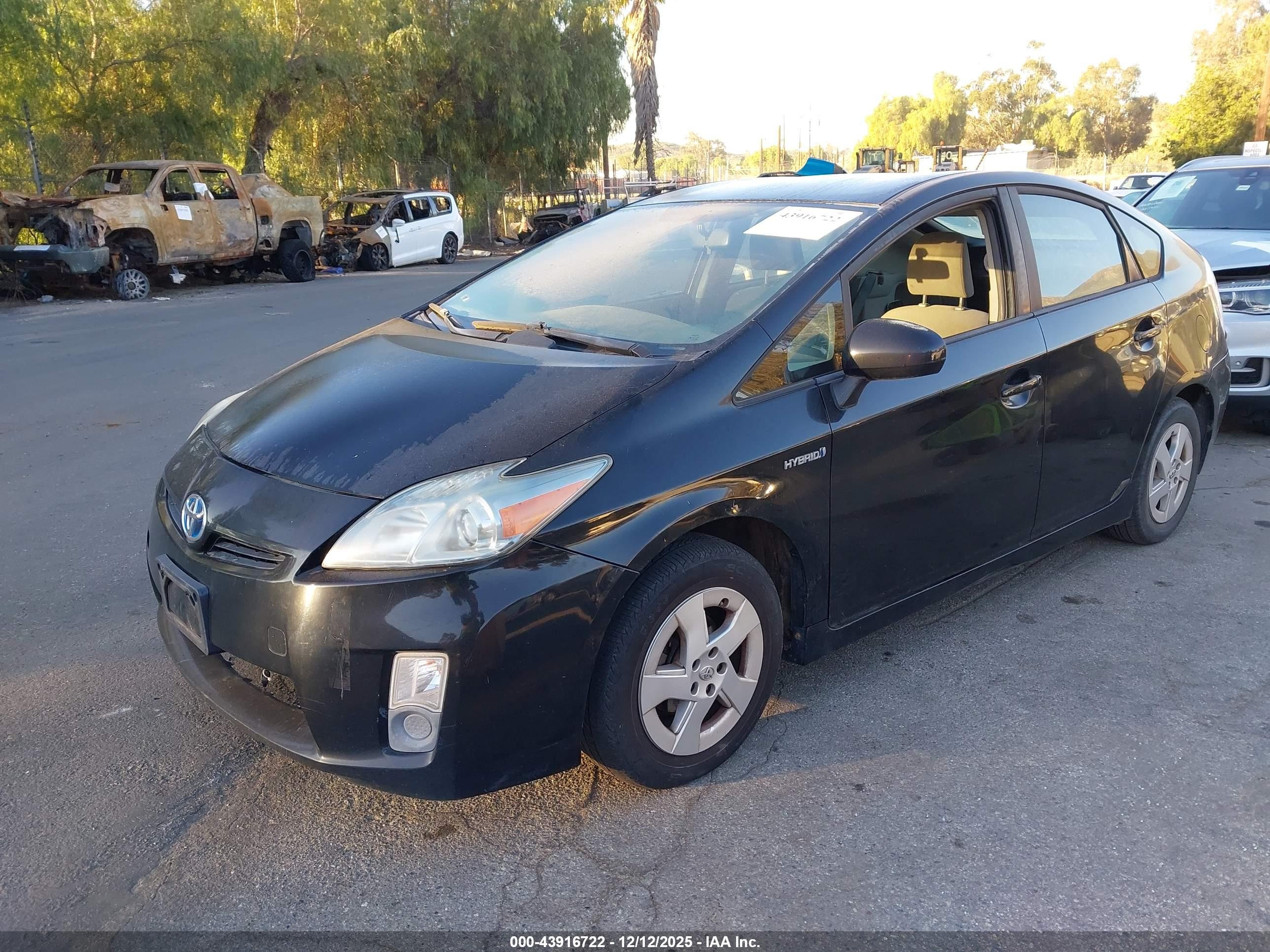 TOYOTA PRIUS image 2