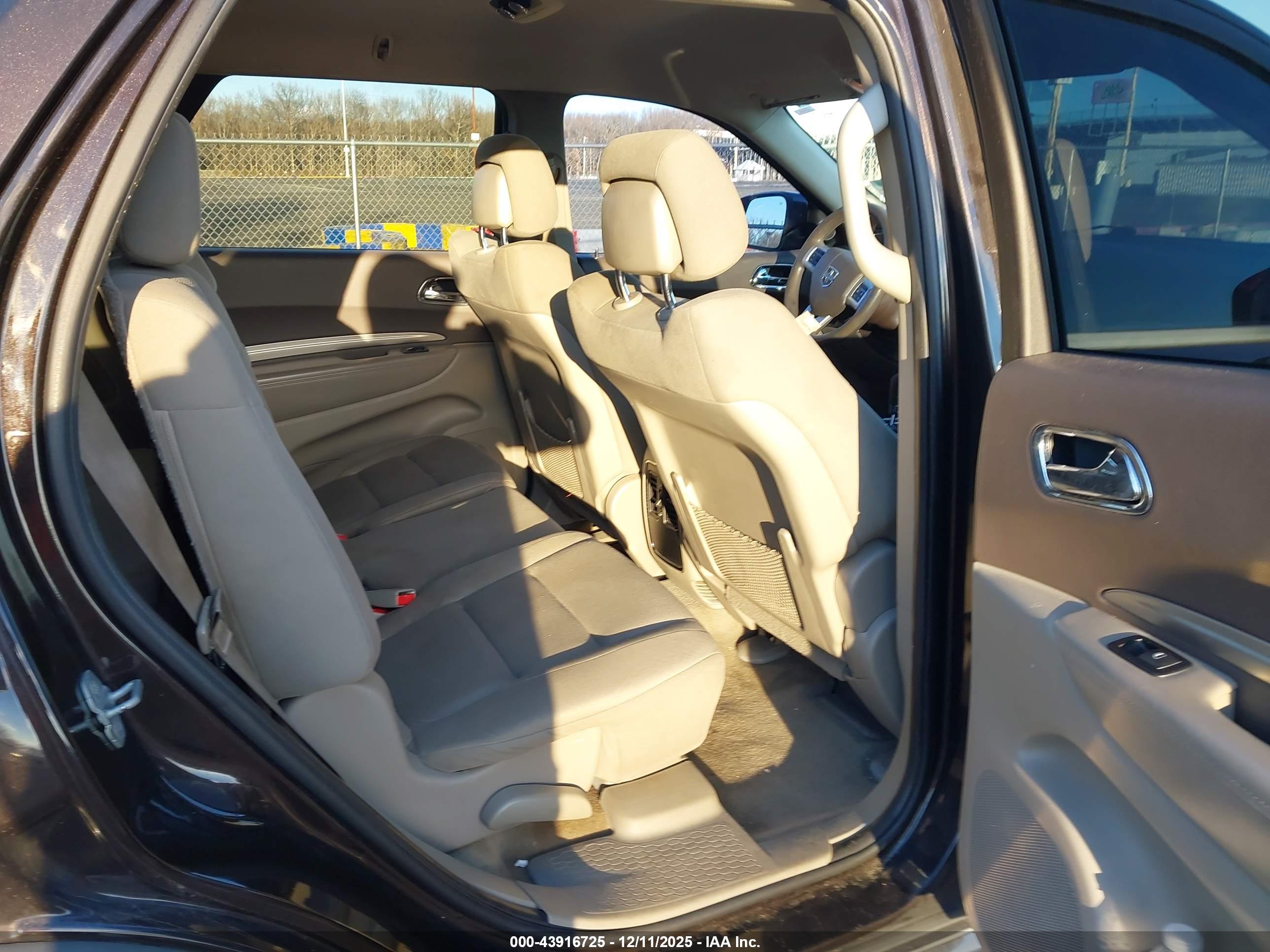 DODGE DURANGO image 8
