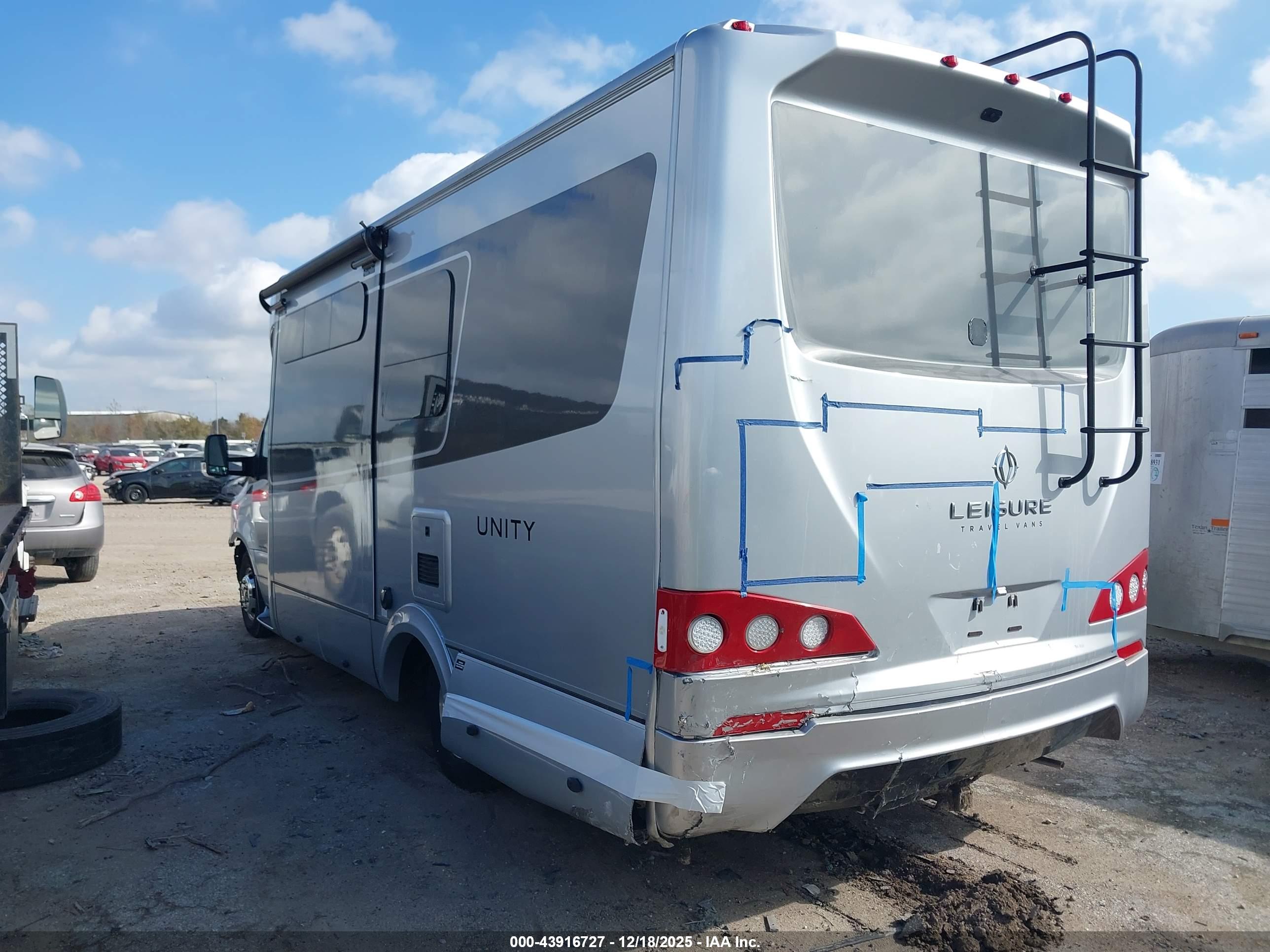 MERCEDES-BENZ SPRINTER image 3