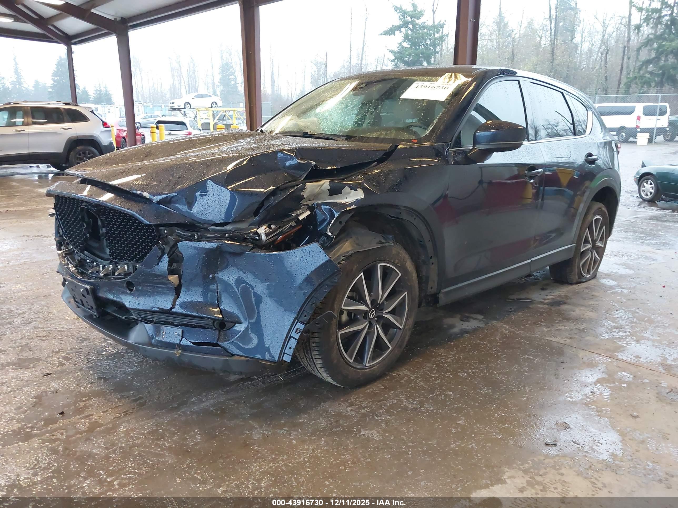 MAZDA CX-5 image 2