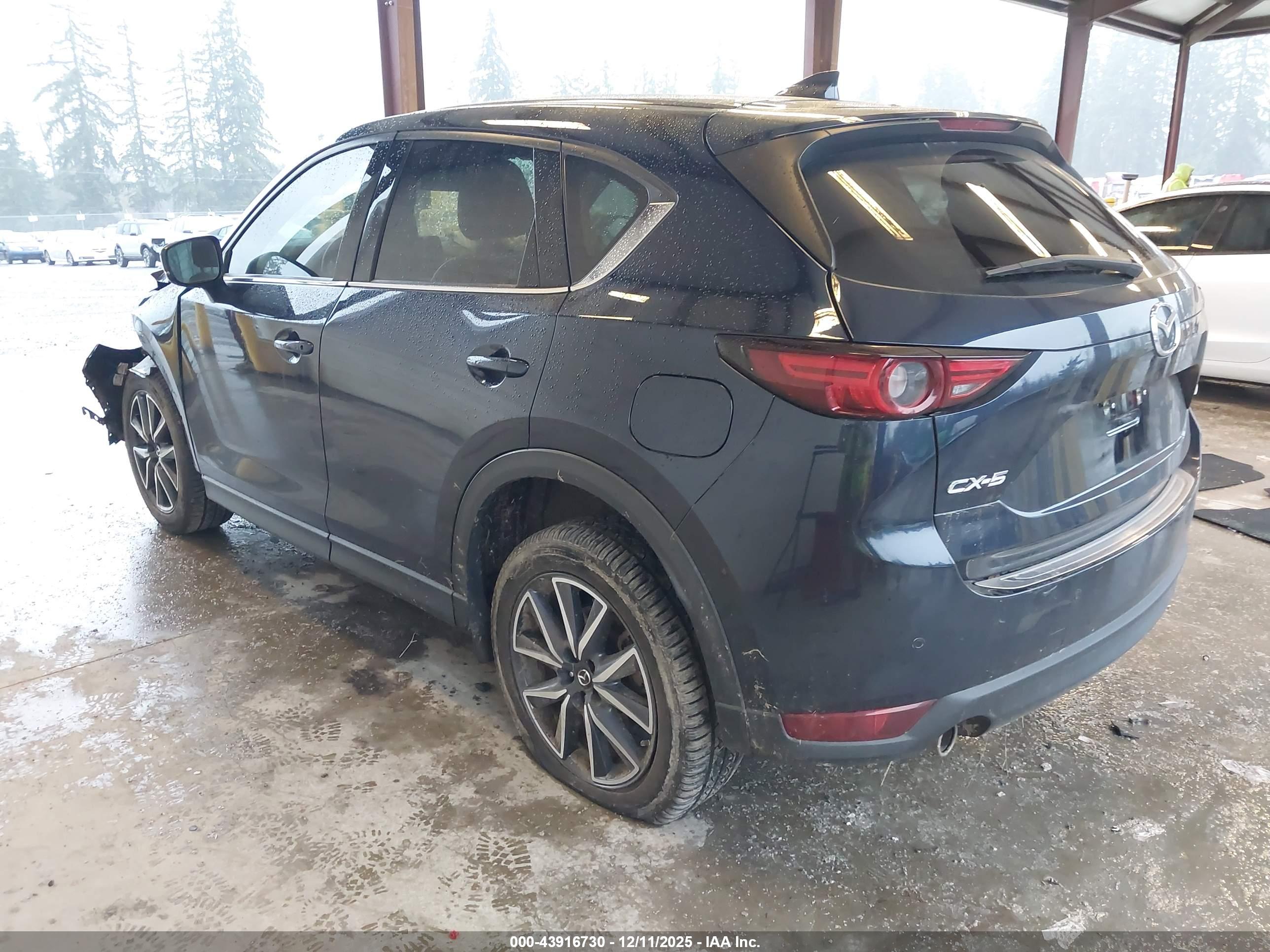 MAZDA CX-5 image 3