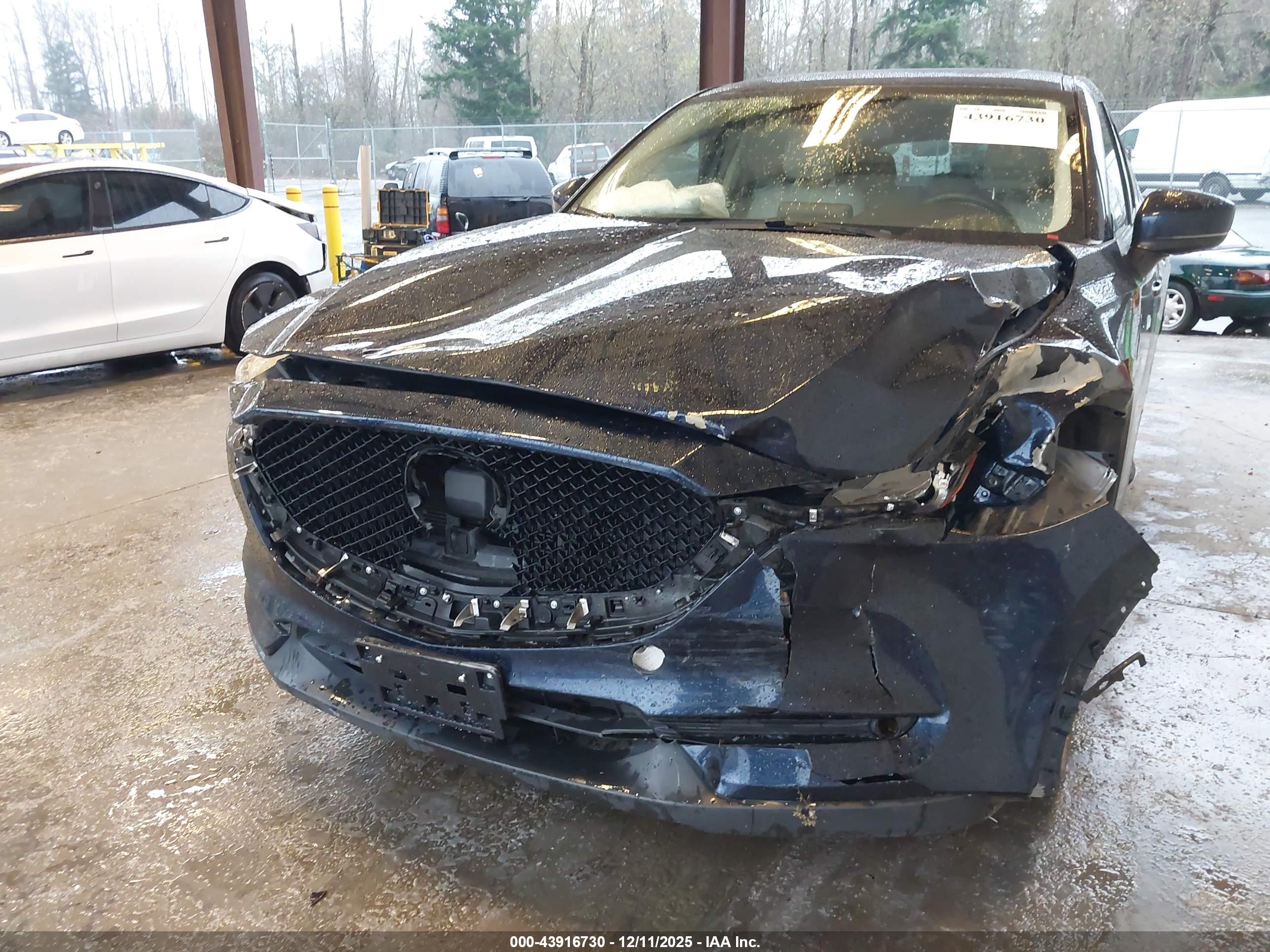 MAZDA CX-5 image 6
