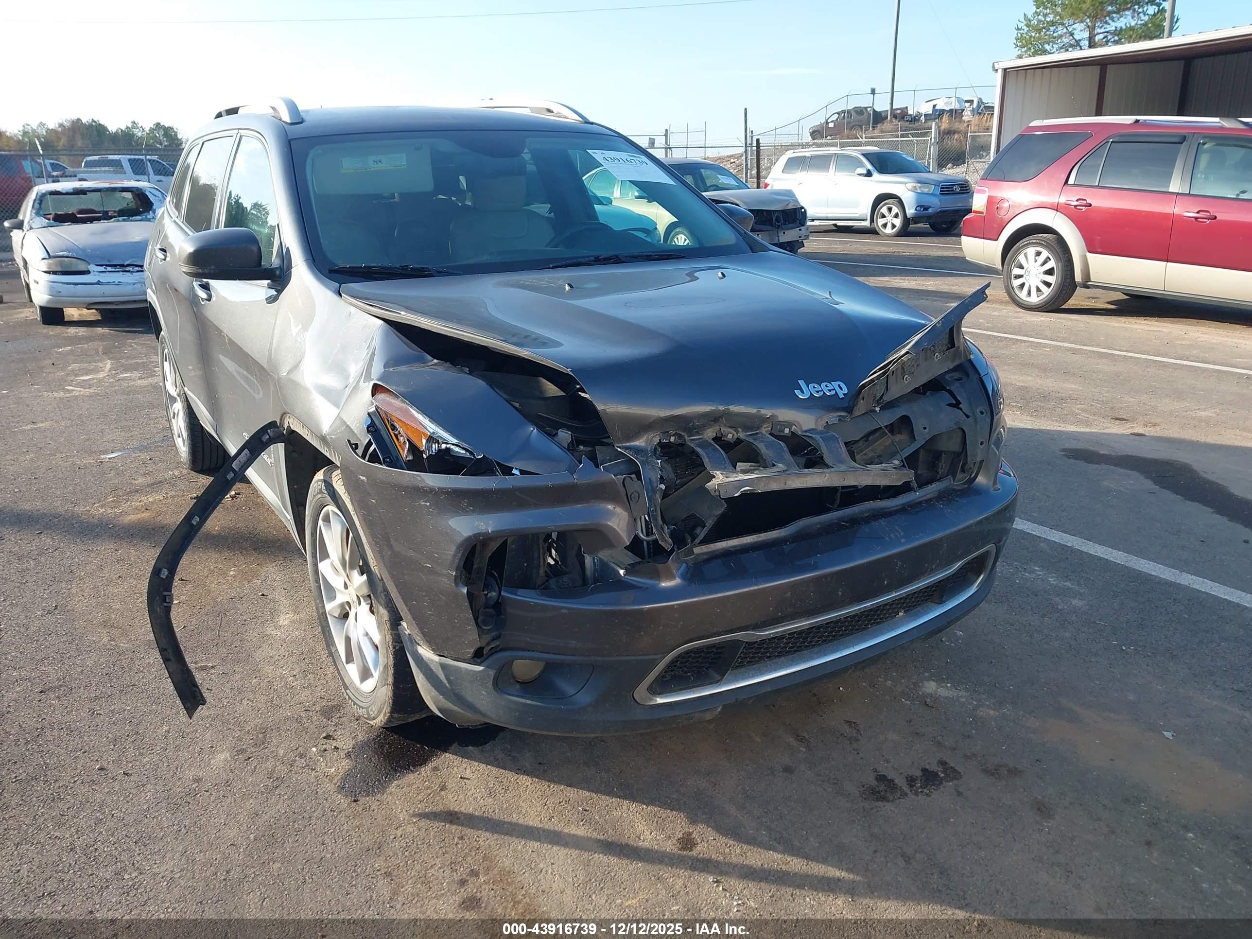 JEEP CHEROKEE image 6