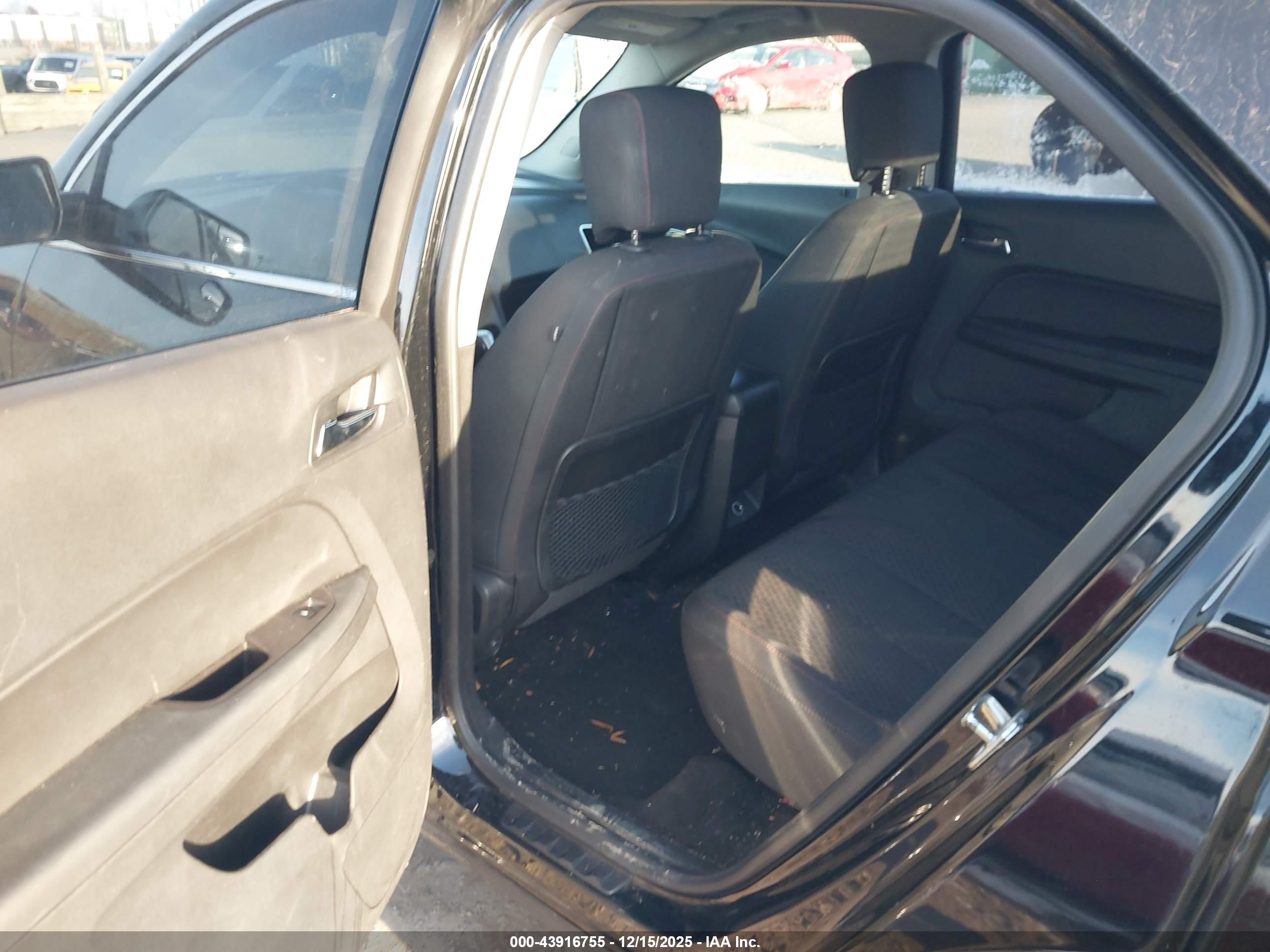 CHEVROLET EQUINOX image 8