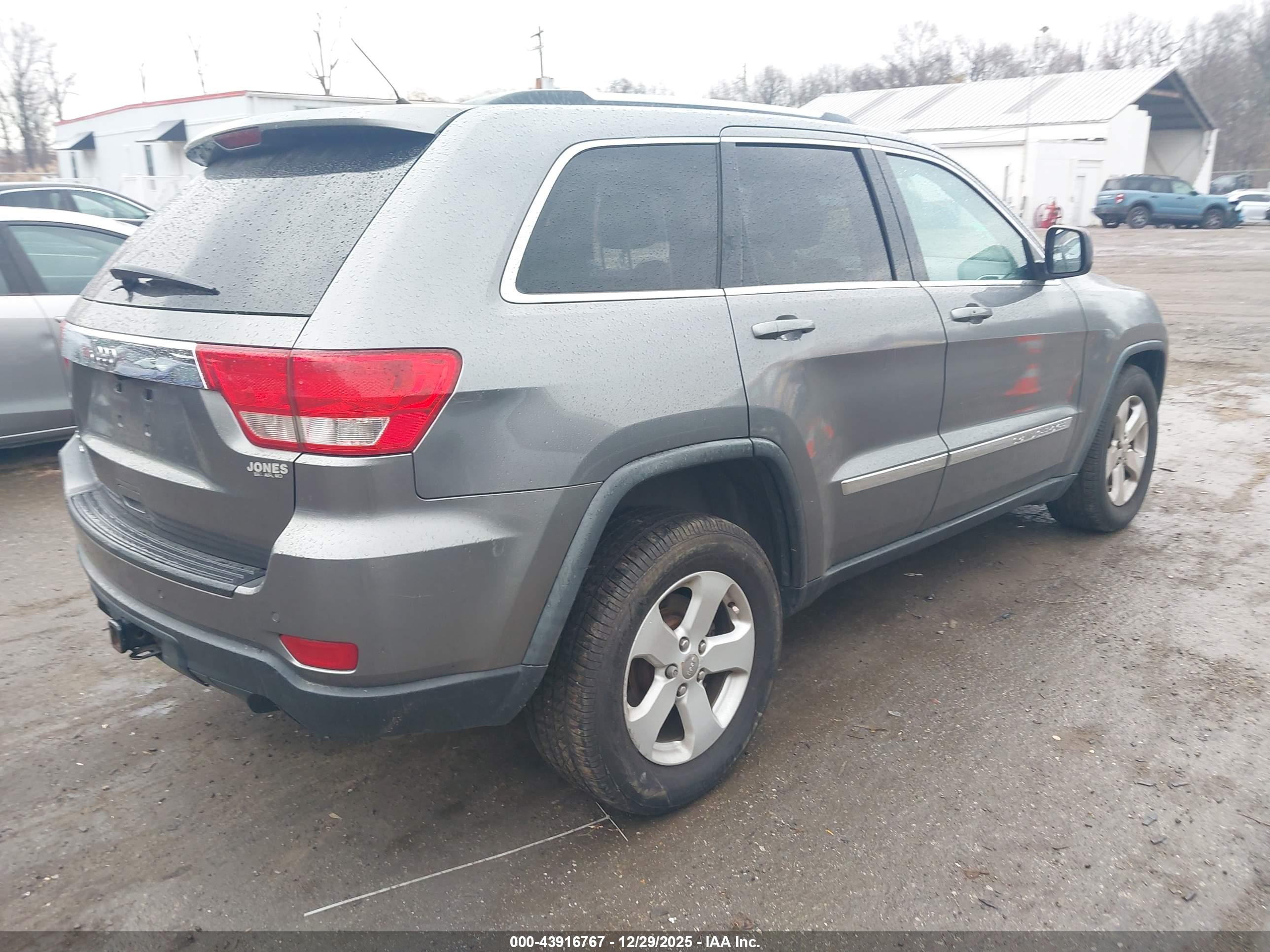 JEEP GRAND image 4