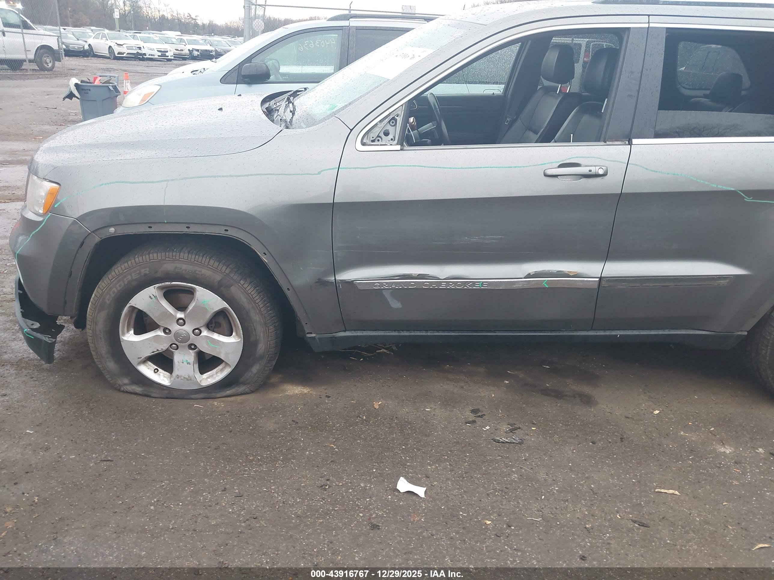 JEEP GRAND image 6