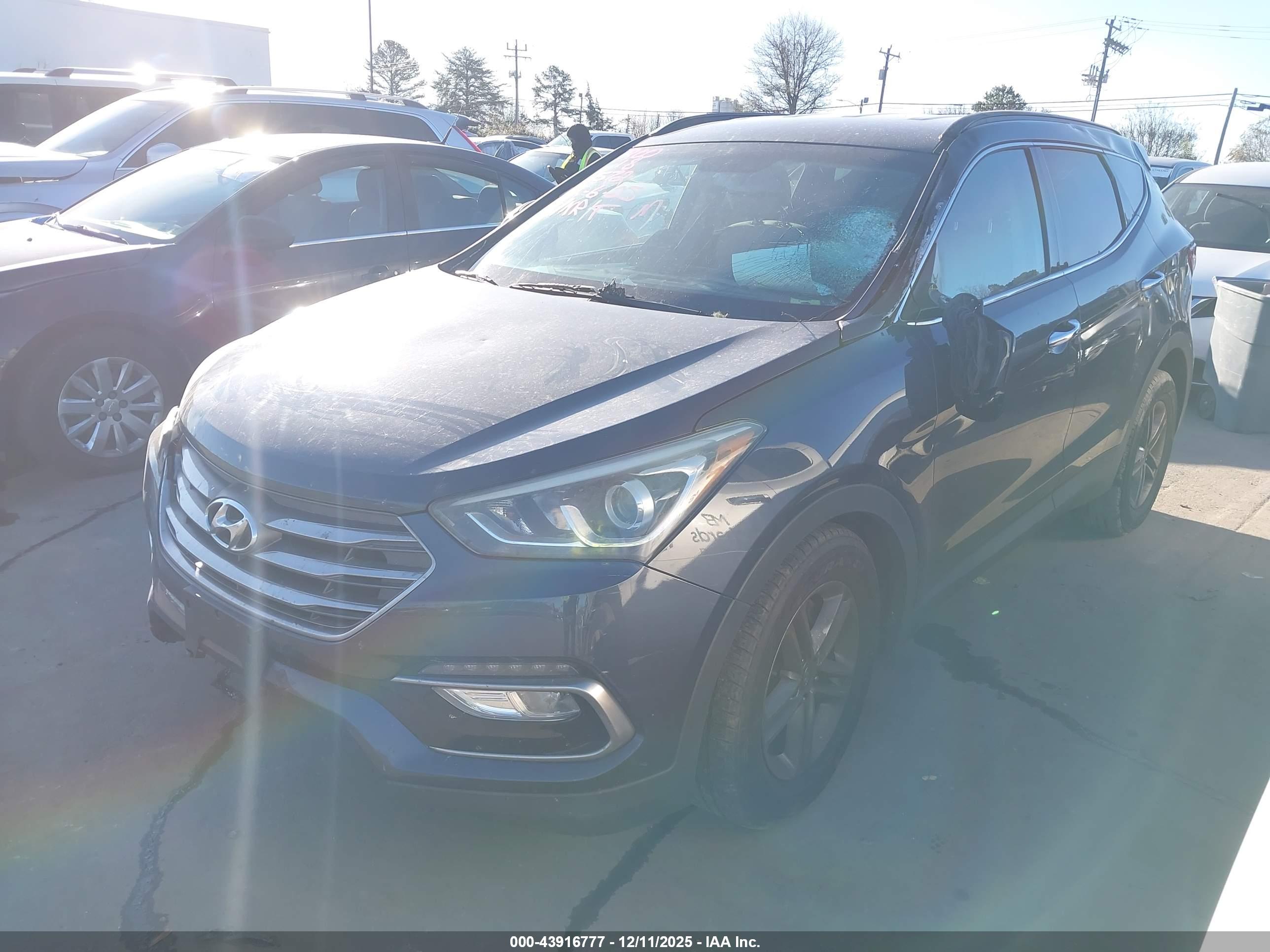 HYUNDAI SANTA image 2