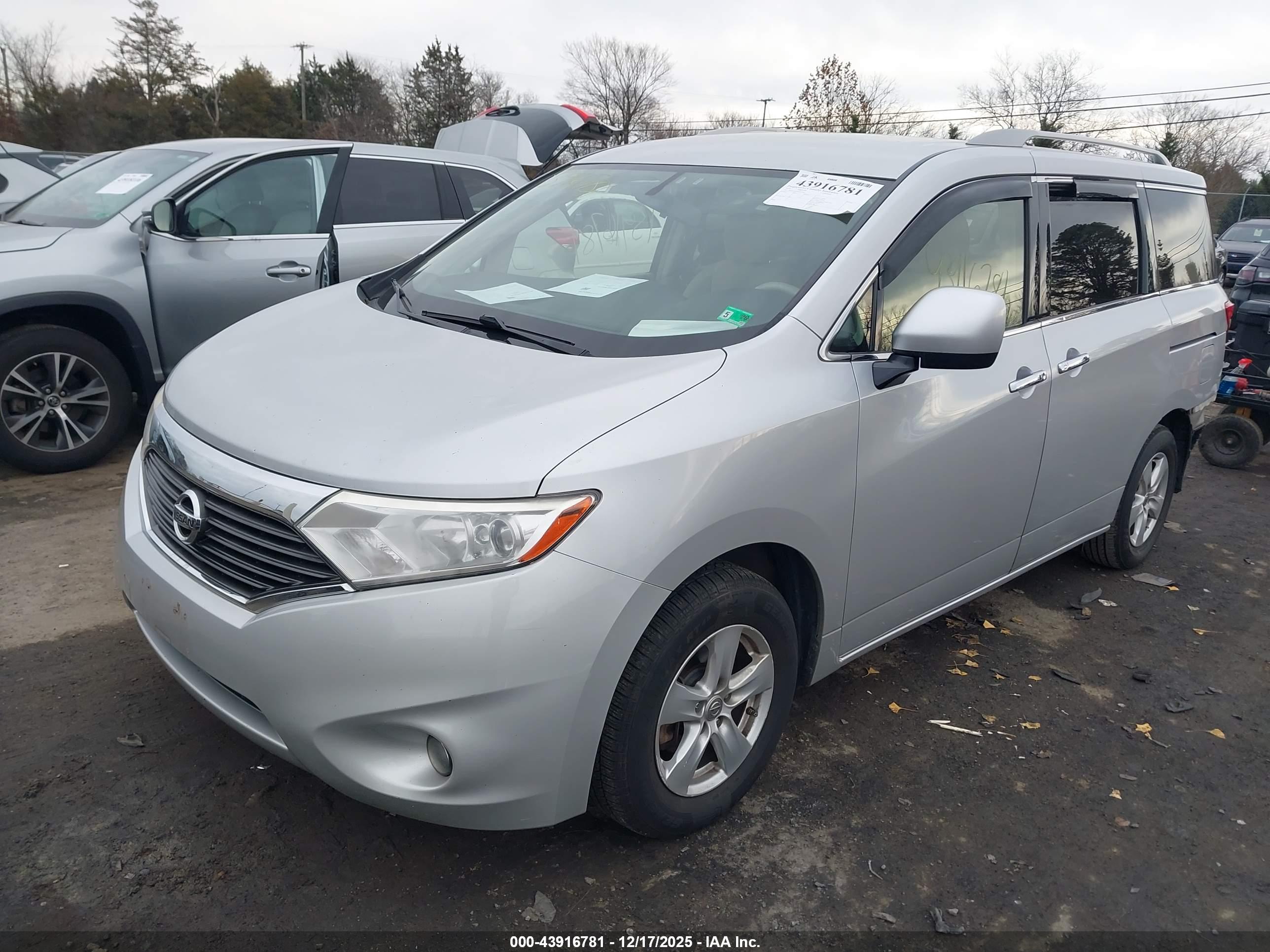 NISSAN QUEST image 2