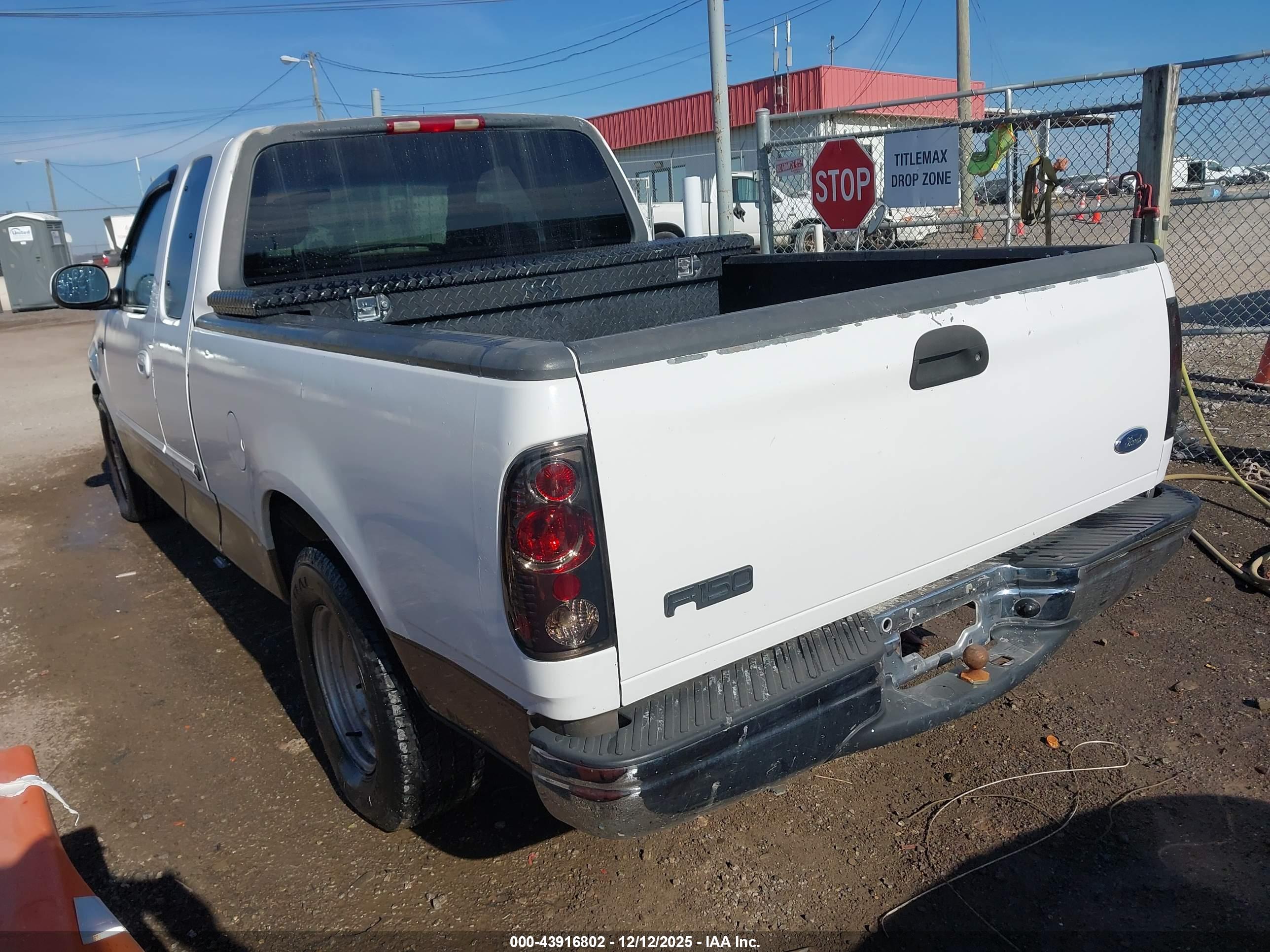 FORD F-150 image 3
