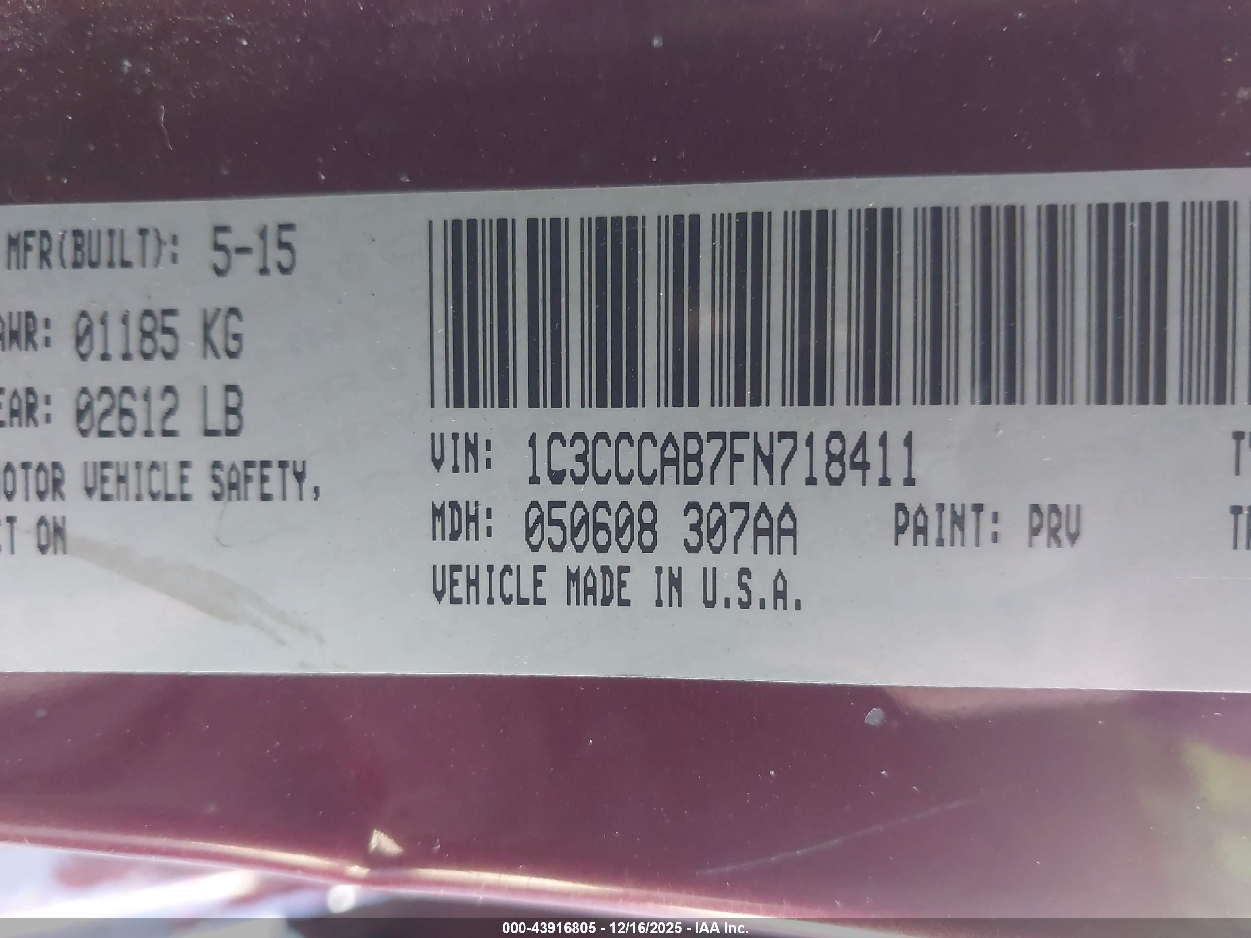 CHRYSLER 200 image 9