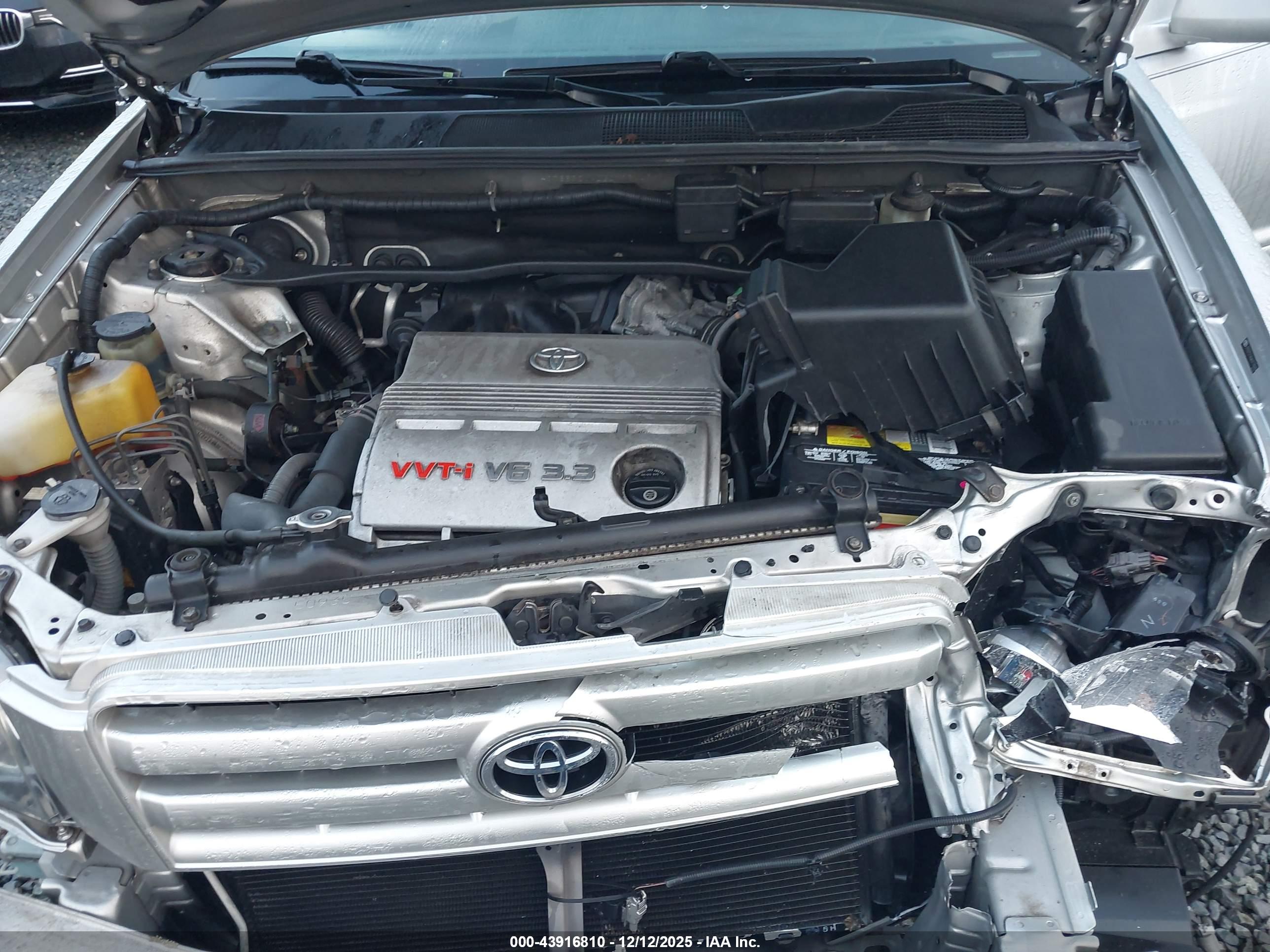 TOYOTA HIGHLANDER image 10