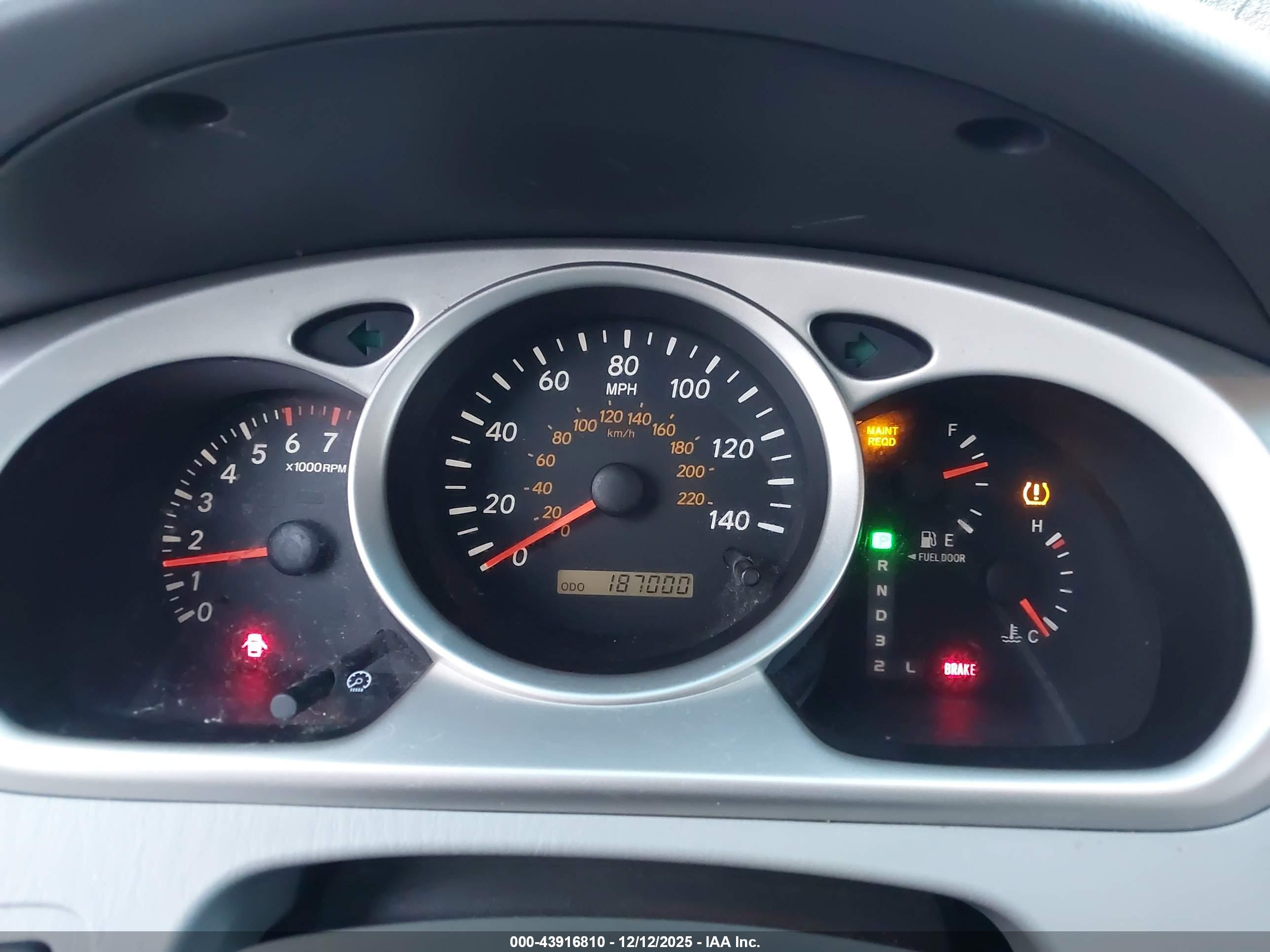 TOYOTA HIGHLANDER image 7