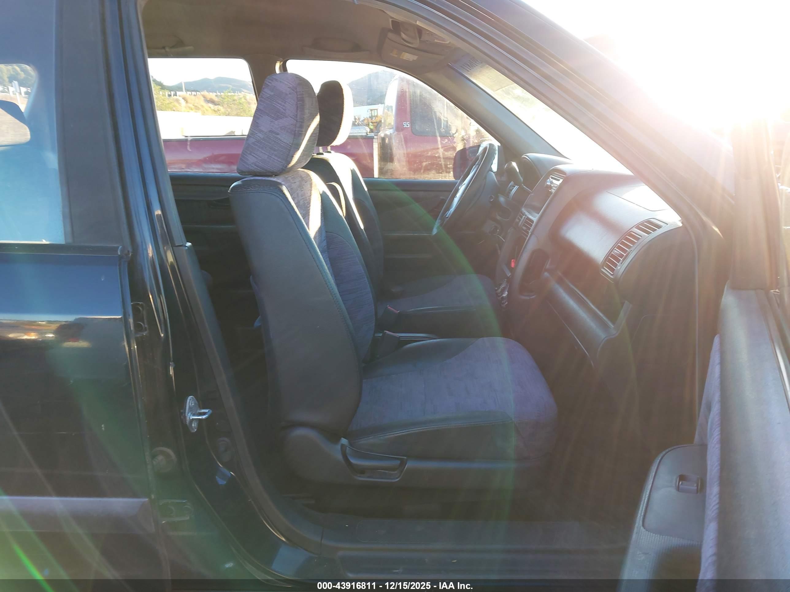 HONDA CR-V image 5