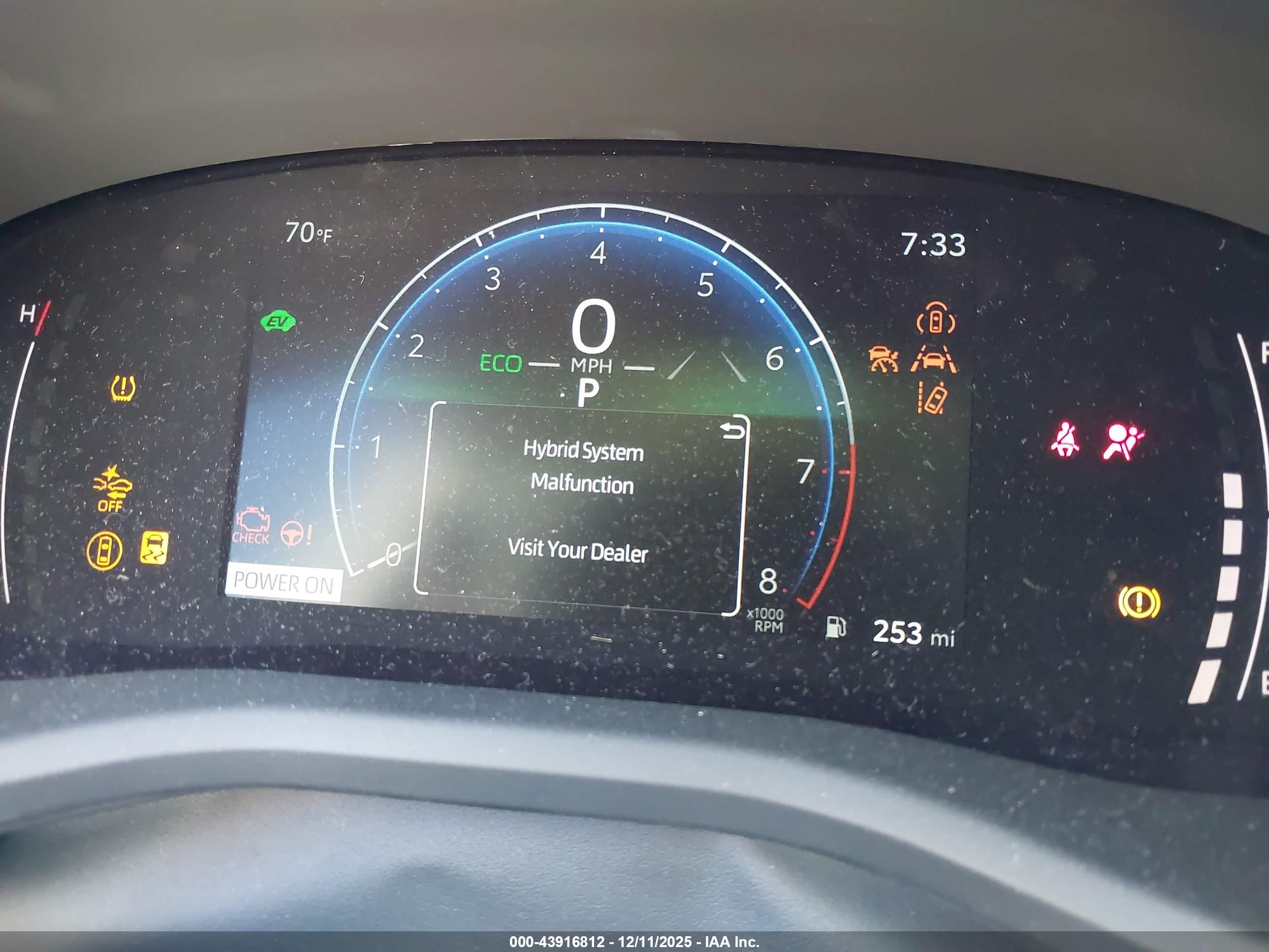 TOYOTA CAMRY image 7