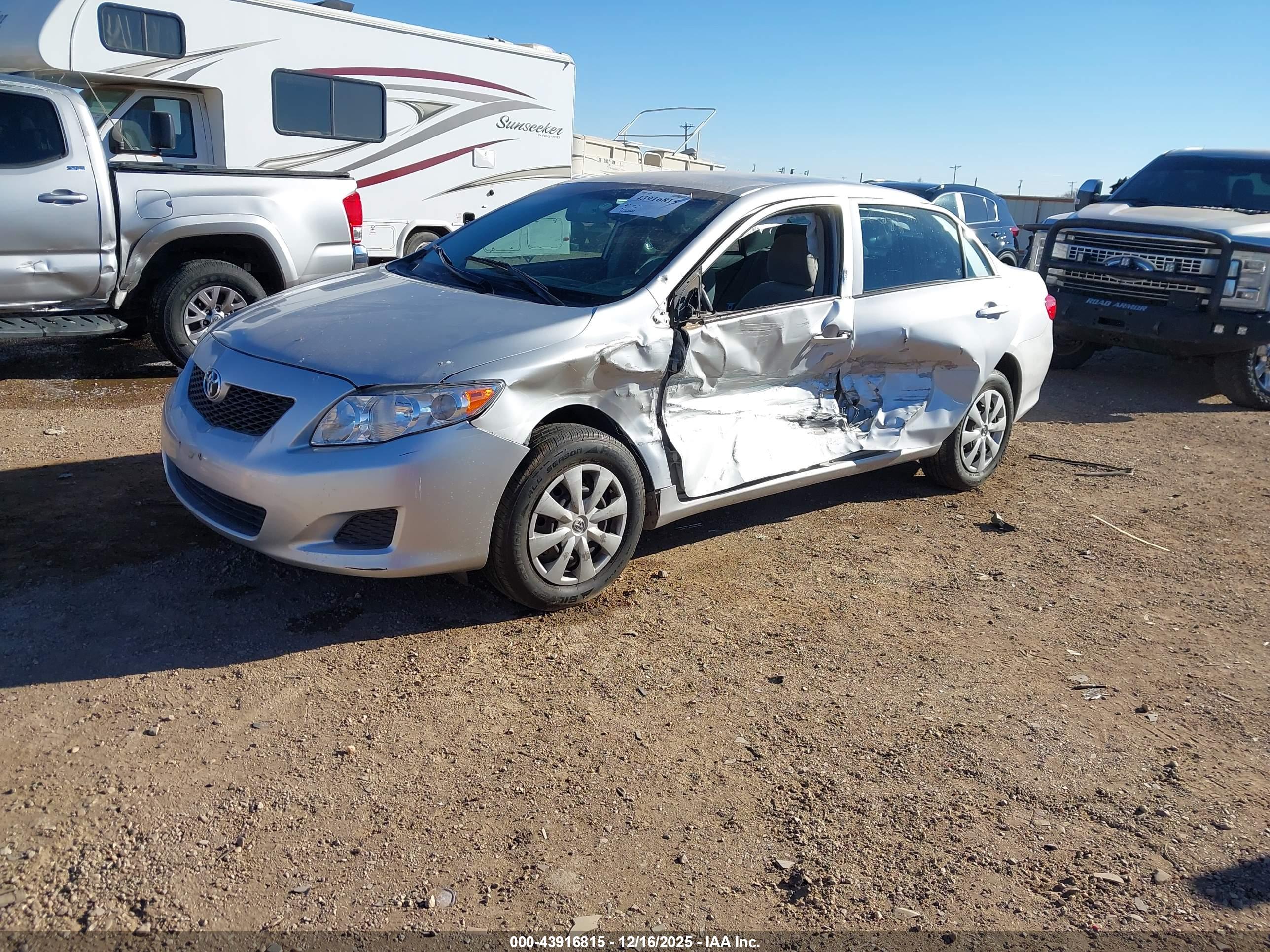 TOYOTA COROLLA image 2