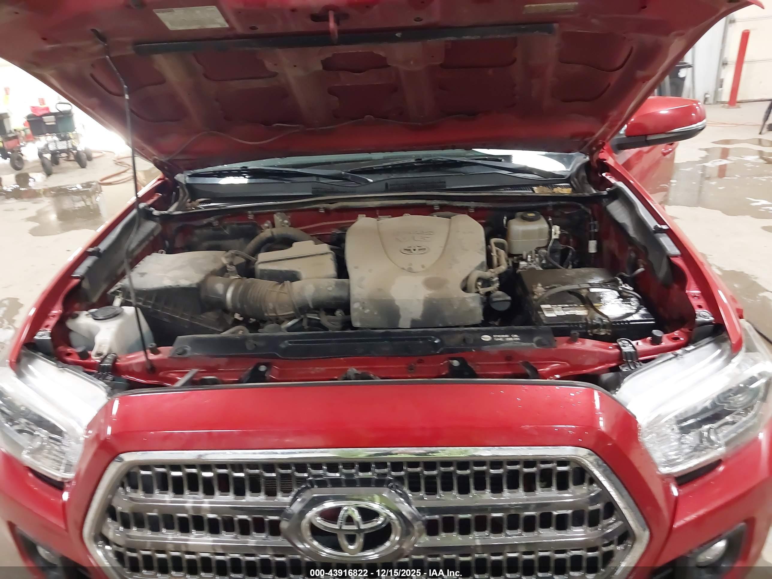 TOYOTA TACOMA image 10