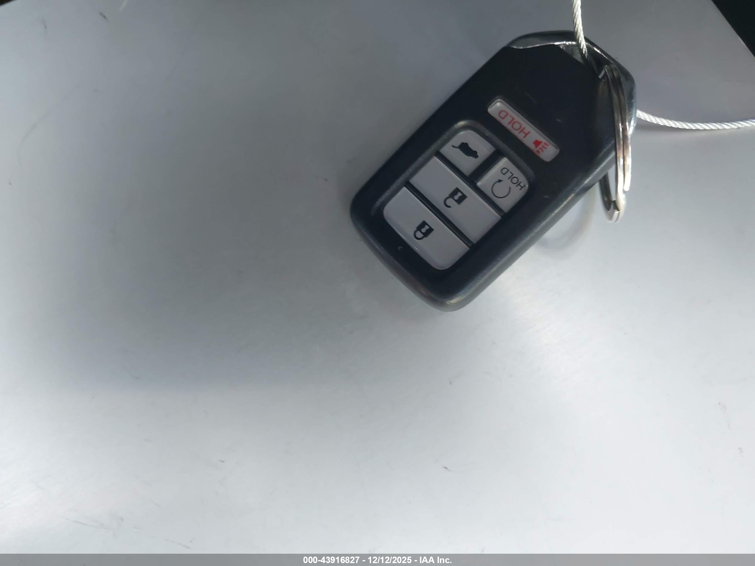 HONDA CR-V image 11