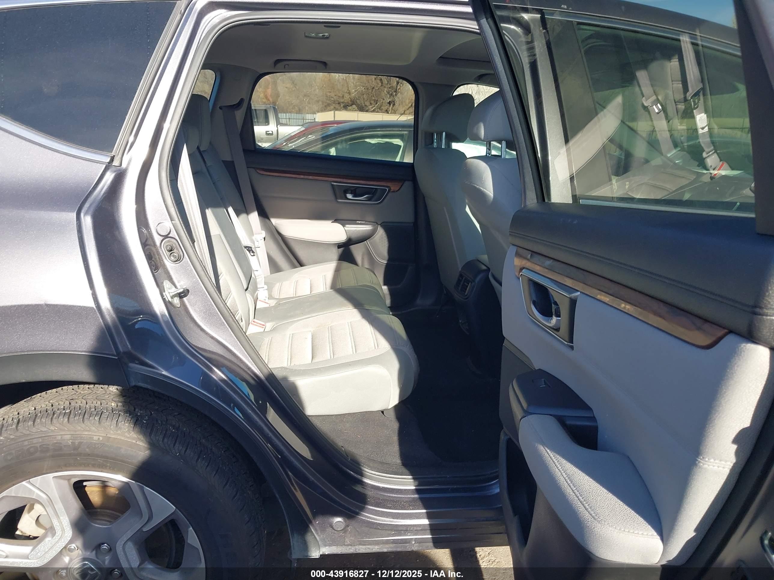 HONDA CR-V image 8