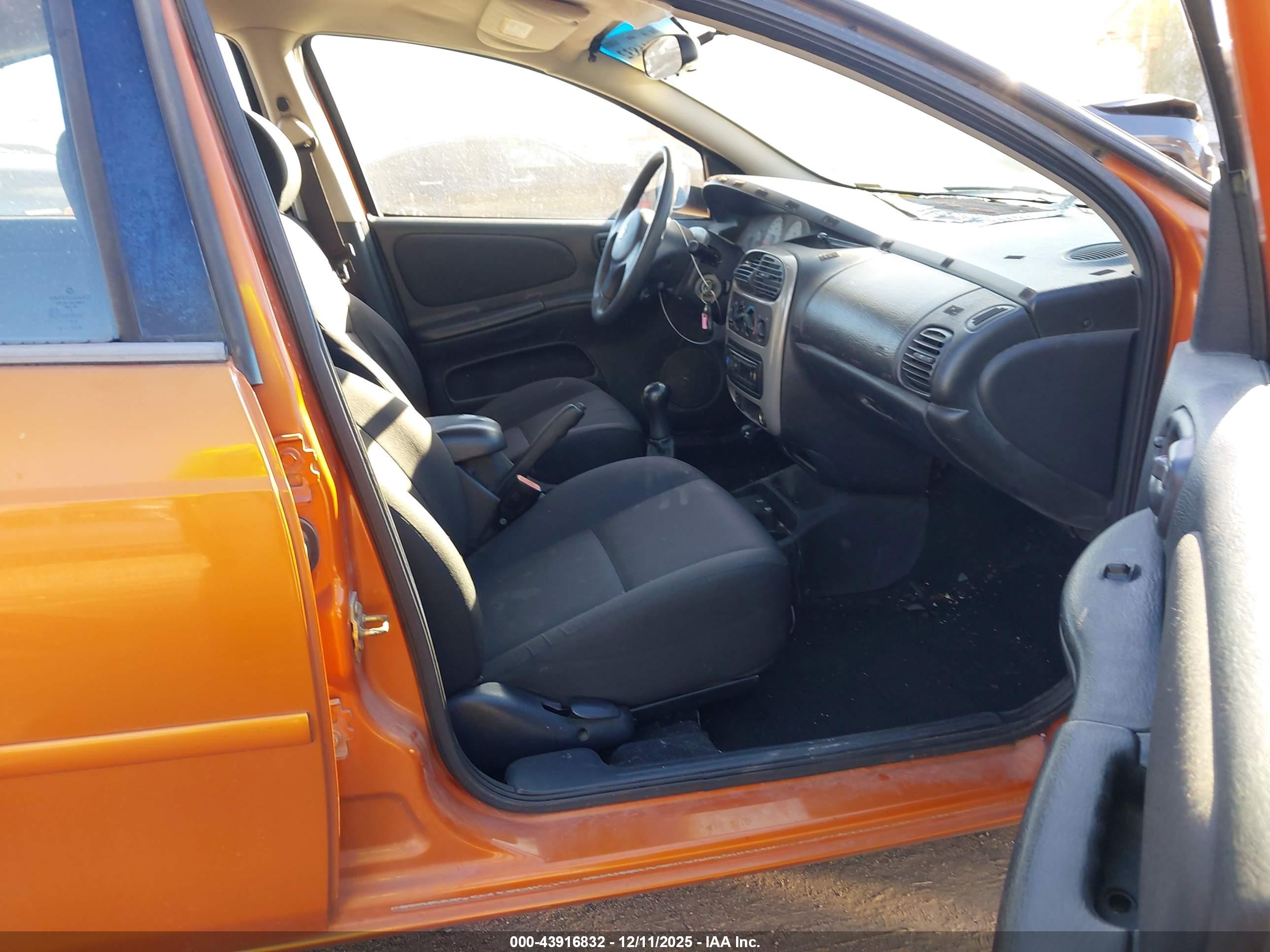 DODGE NEON image 5