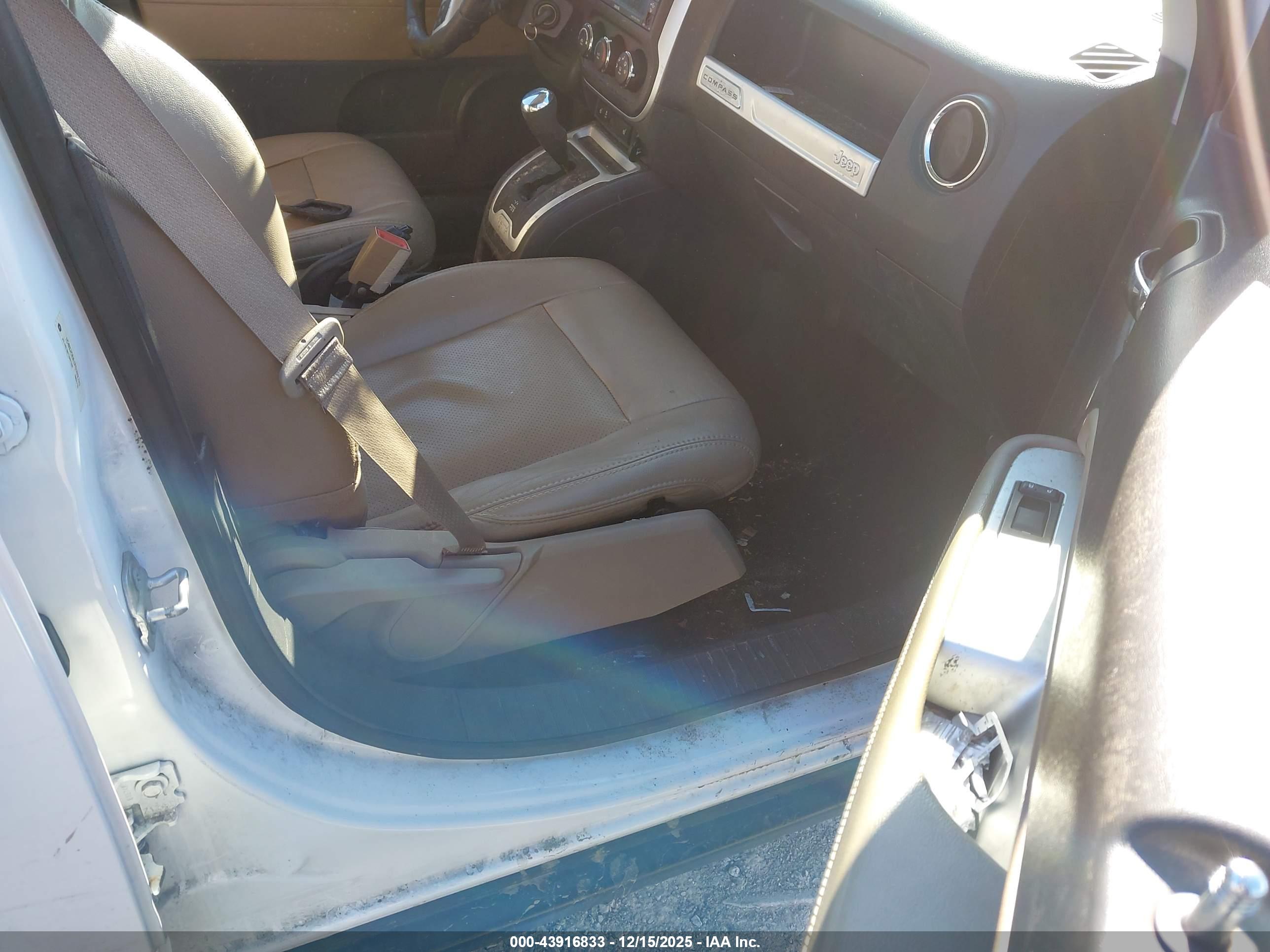 JEEP COMPASS image 5